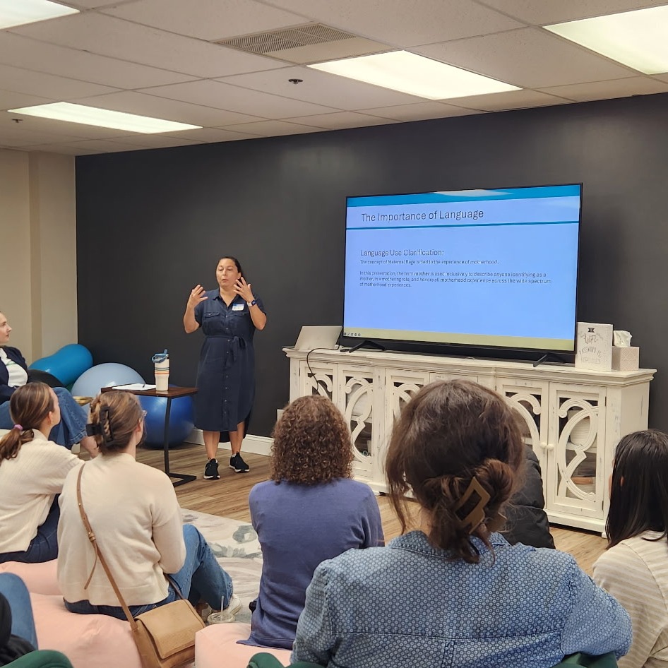 Our last meeting of the year was a hit! The Perinatal Partners Network members heard from Nicole McNelis, LPC, NCC, PMH-C about Mom Rage.
Thank you to Nicole for the presentation and to KOP Doulas for hosting. We'll see you all next year!
#perinatalmentalhealth #perinatal #perinatalpartnersnetwork #perinatalpartners