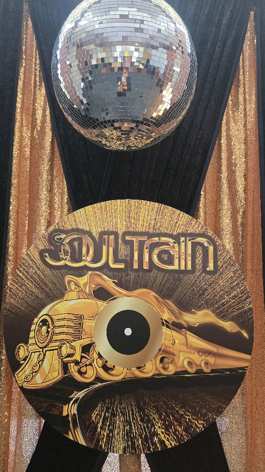 Channeling that classic Soul Train energy — sequins, soul, and serious moves ✨🎶
#soultrain #soul #s #smusic #music #funk #disco #soulmusic #follow #doncornelius #jodeci #soultownfest #motown #donnasummer #madonna #saturdaynightfever #freestylemusic #nycrooftop #nycnightclubs #girlsnightout #theaterdistrict #beegees #livemusic #rnb #soultraindancers #love #marquee #hiphop #srnb #soultrainfans