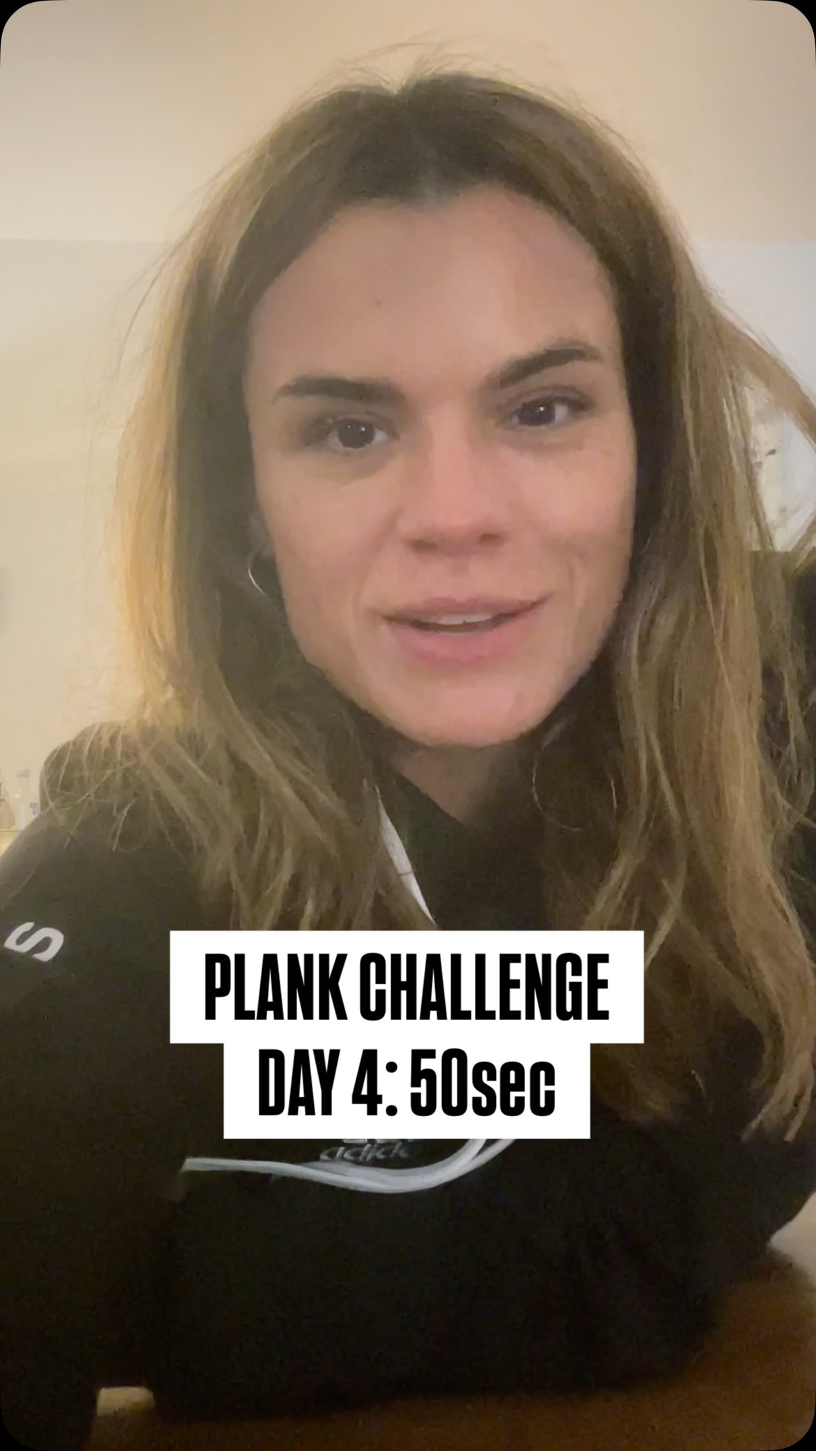 30 DAY-PLANK CHALLENGE
TAG 4: 50sec
👉 Videos werden jeden Tag gepostet, max. 3min möglich - also ab dann jeweils selbständig weiterplanken😁💪
#joyfit #joyfitbydesire #plank #plankkchallenge #outdoortraining #joyfitmachtsinn #workout #fitness #sport #training #outdoorworkout #outdoorfitness #outdoortraining #outdoortrainingzurich #outdoorworkoutzurich #outdoorfitnesszurich #fitnesstraining #fitnesstrainerin #personaltrainerin #personaltraining #grouptraining #bootcamp #outdoorbootcamp #zollikon #zollikonzürich #fitness #fitnessmotivation #fitnesslife #fitnessaddict #fitnessgoals