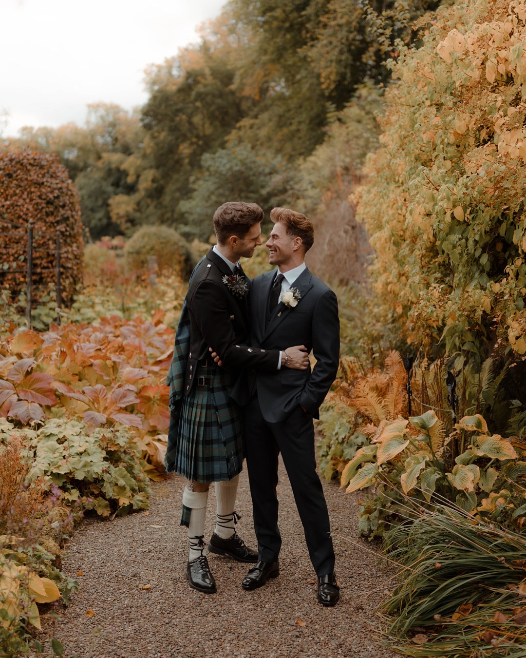 Jack + Steven and their impeccable day ✨✨
@newhallestate
@platter_and_pop
@staganddoeweddingfilms
@tasha.the.celebrant
@editsuits
@woohooband
@jennyflowermug
@alcheme.beauty
@lauraslavenhair