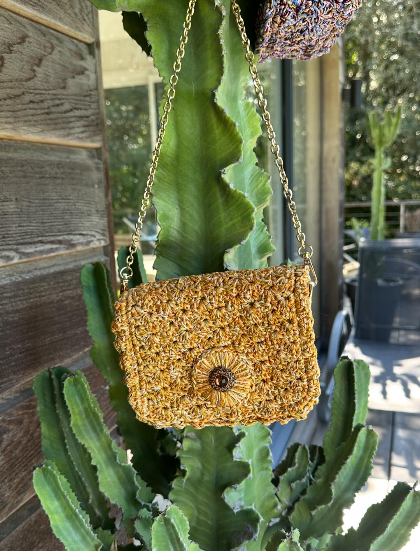 Le sac Victoire
Crochet doublé cuir
#cuir #crochet #faitmains #handmadewithlove❤️