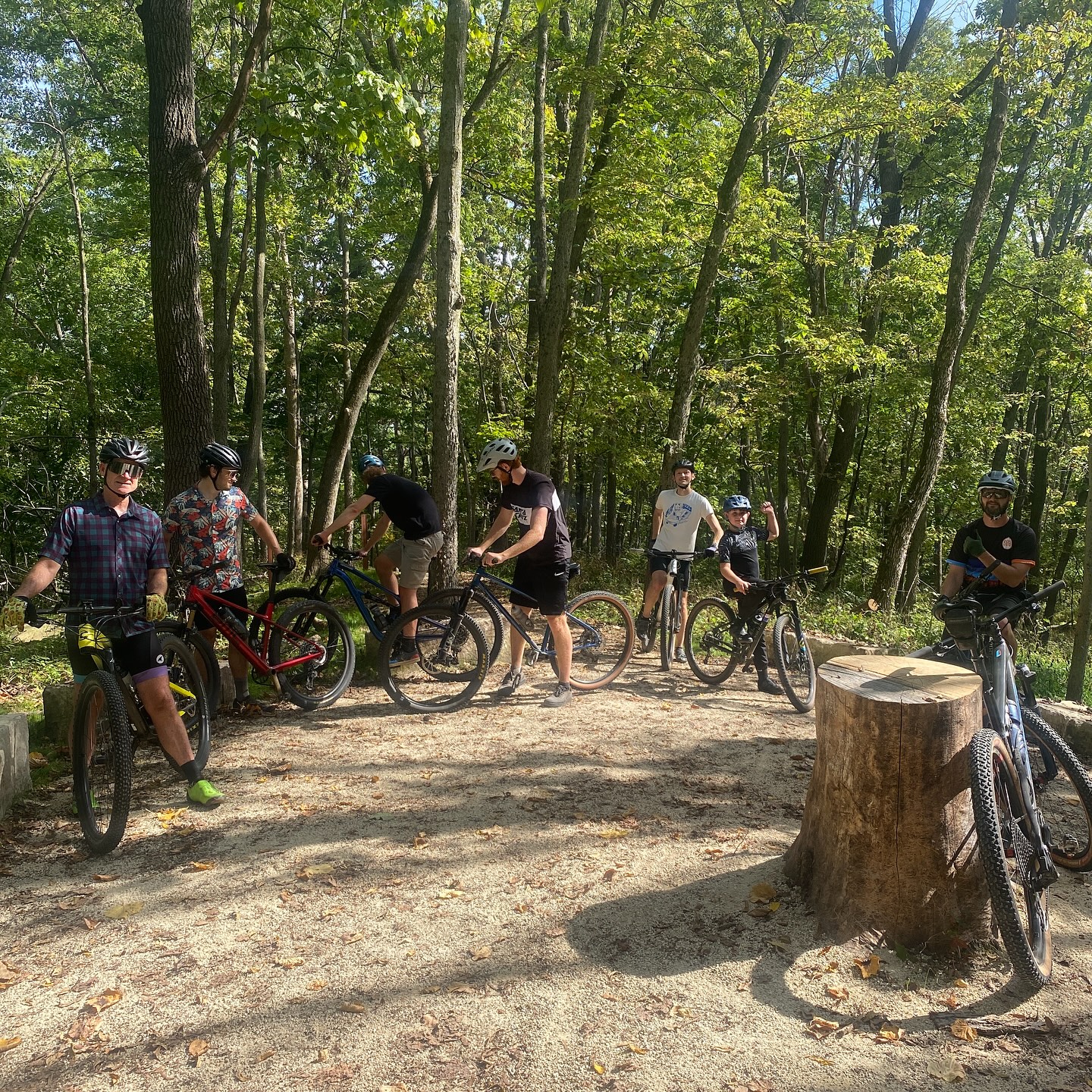 Shop day at Pinicon Ridge was a a blast! If you haven’t been up there yet we recommend you go as soon as possible! We certainly can’t wait to go back. Here’s just a small sample of a couple of spots we sessioned while we were there. Cameron and Wyatt had a friendly contest of “who can crash the most” going on! Big thanks to @buckman0 for coming by on the @santacruzbicycles #megatower to show us how it’s done ✅