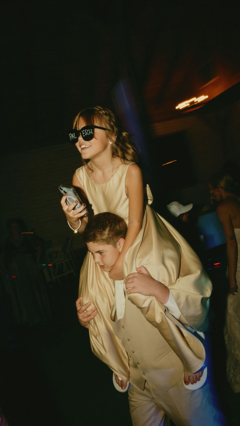 The kids’ table: half-drank Shirley Temples, abandoned cookies, glow sticks galore… when the day runs this smooth, even the littlest guests have the time of their lives. ✨
#TheDayOfSTL #StLouisWedding #WeddingCoordinator #DayOfCoordinator #StLouisBride #StLouisWeddings #2026wedding #WeddingDetailsMatter #StressFreeWedding #MidwestWedding