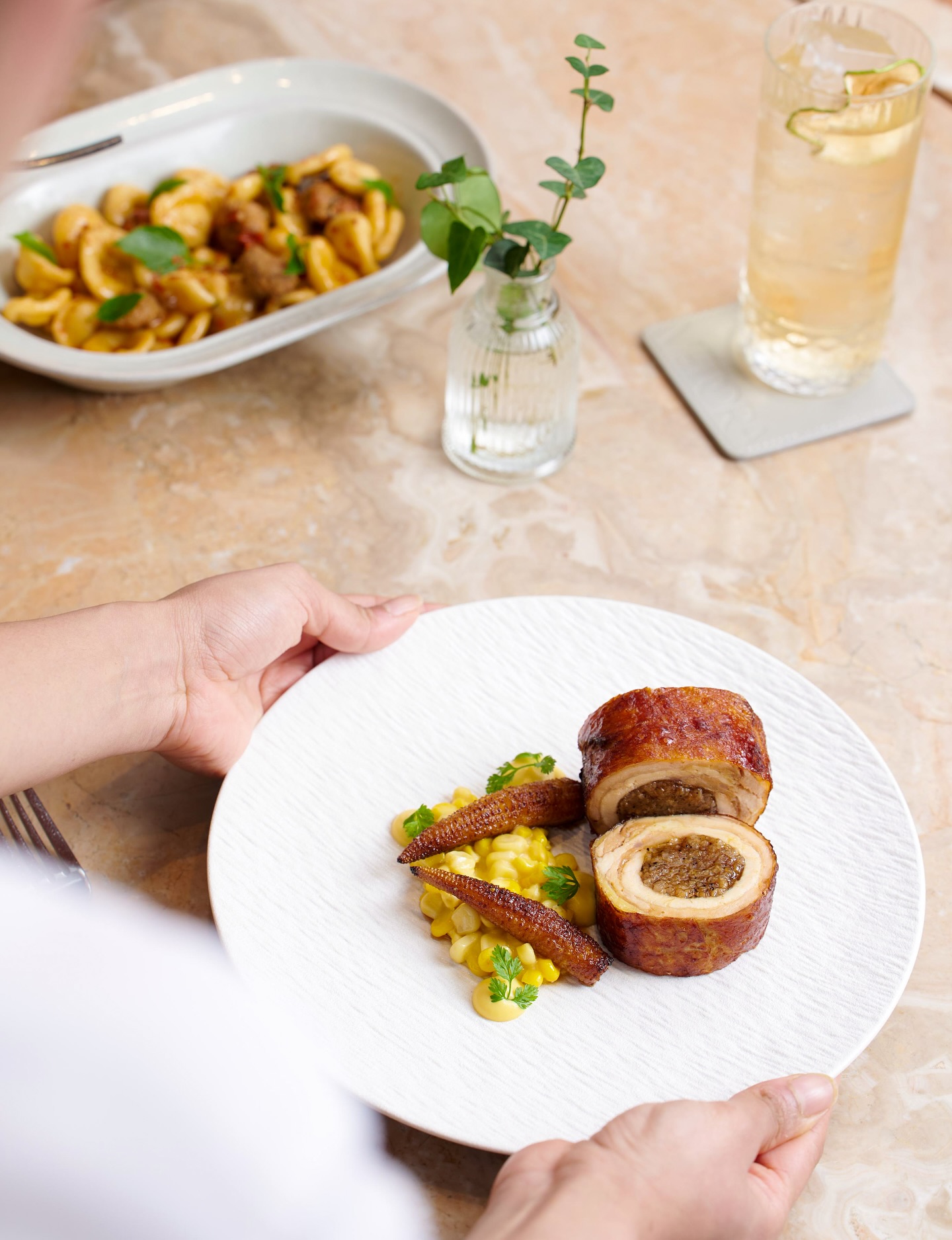 It’s the irresistible combination of chewy truffle sticky rice and tender, juicy meat, all delicately wrapped in a thin, 💥crispy layer of chicken skin, that makes it one of our most popular lunch selections. 🤎 Have you tried it yet?🍴
For reservations, click the “Reserve” button on our Instagram profile or visit our website. Walk-ins are warmly welcomed on a first-come, first-served basis. 💕
You may also view our latest menu offerings on our official website.
☎️ +852 2711 8088
🌐 www.medora.hk
📍G/F, 111 Wellington St, Central
#medorahk #chefvickycheng #鄭永麒 #central