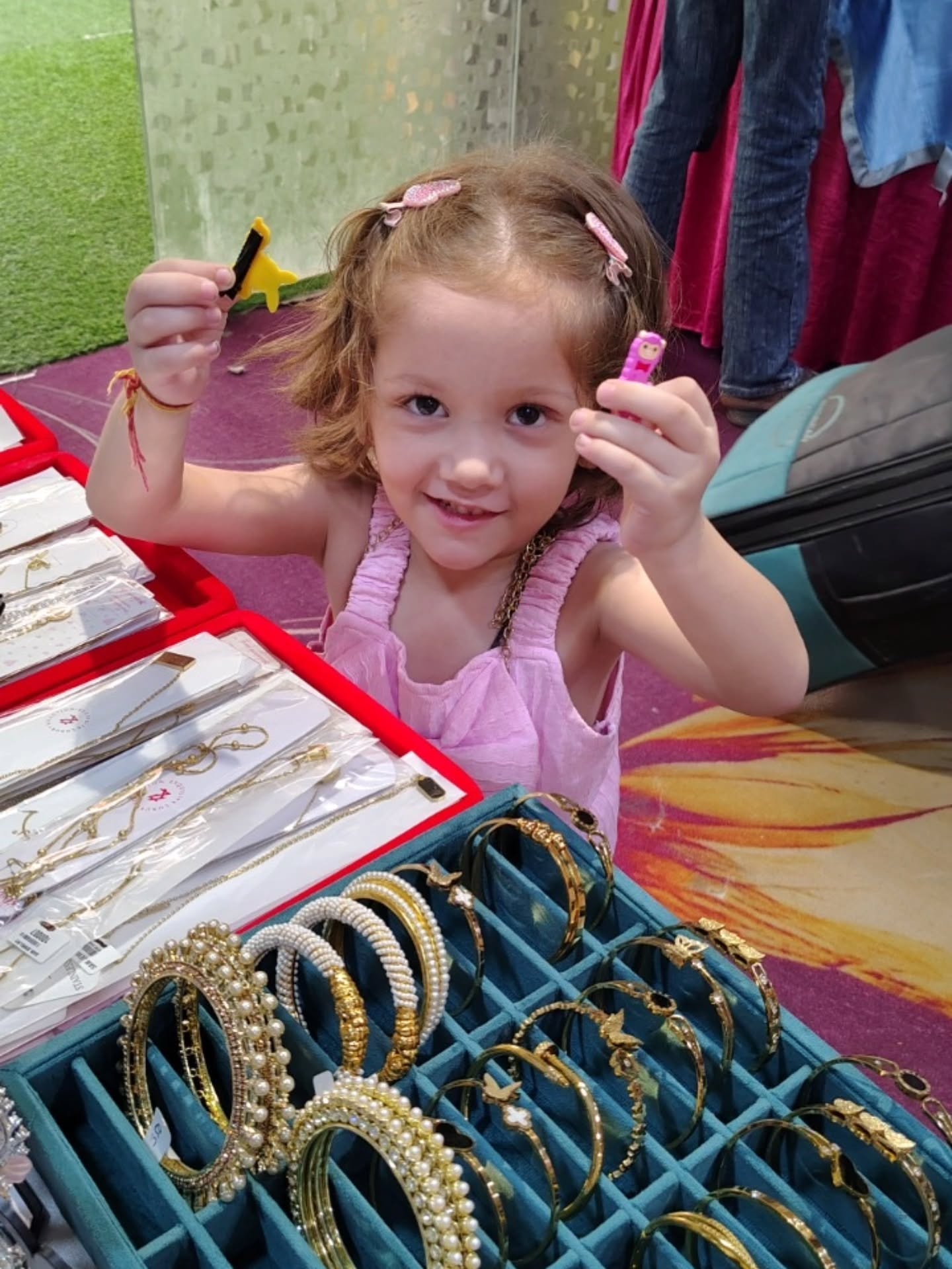 Happy faces✨
Thank you for choosing Smile Stones Jewels ☺️ Your purchase made our day — we hope our jewels make yours! 💫