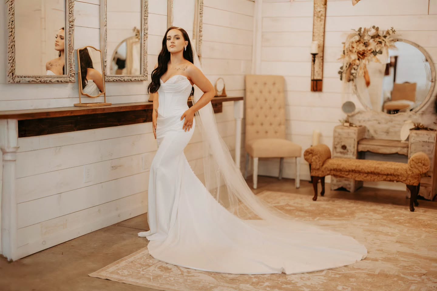 Queen!!!!! @danica_taylor23 @flyybeautyy
#fyp #bridal #portrait #photographer