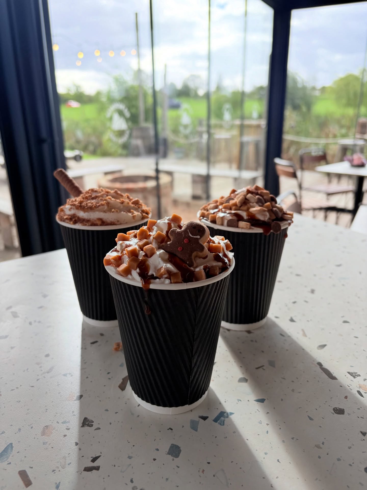 Doe Lane (the road to OB) is closed for water works from 5th–10th October, but you can still use it to access us! 🙌
We’re open from 9am everyday this week, serving lunch from 12–2pm. Looking forward to seeing you!
⬆️☕️ This weeks hot chocolate specials:
- Gingerbread
- Twix
- Ferrero Rocher
✨