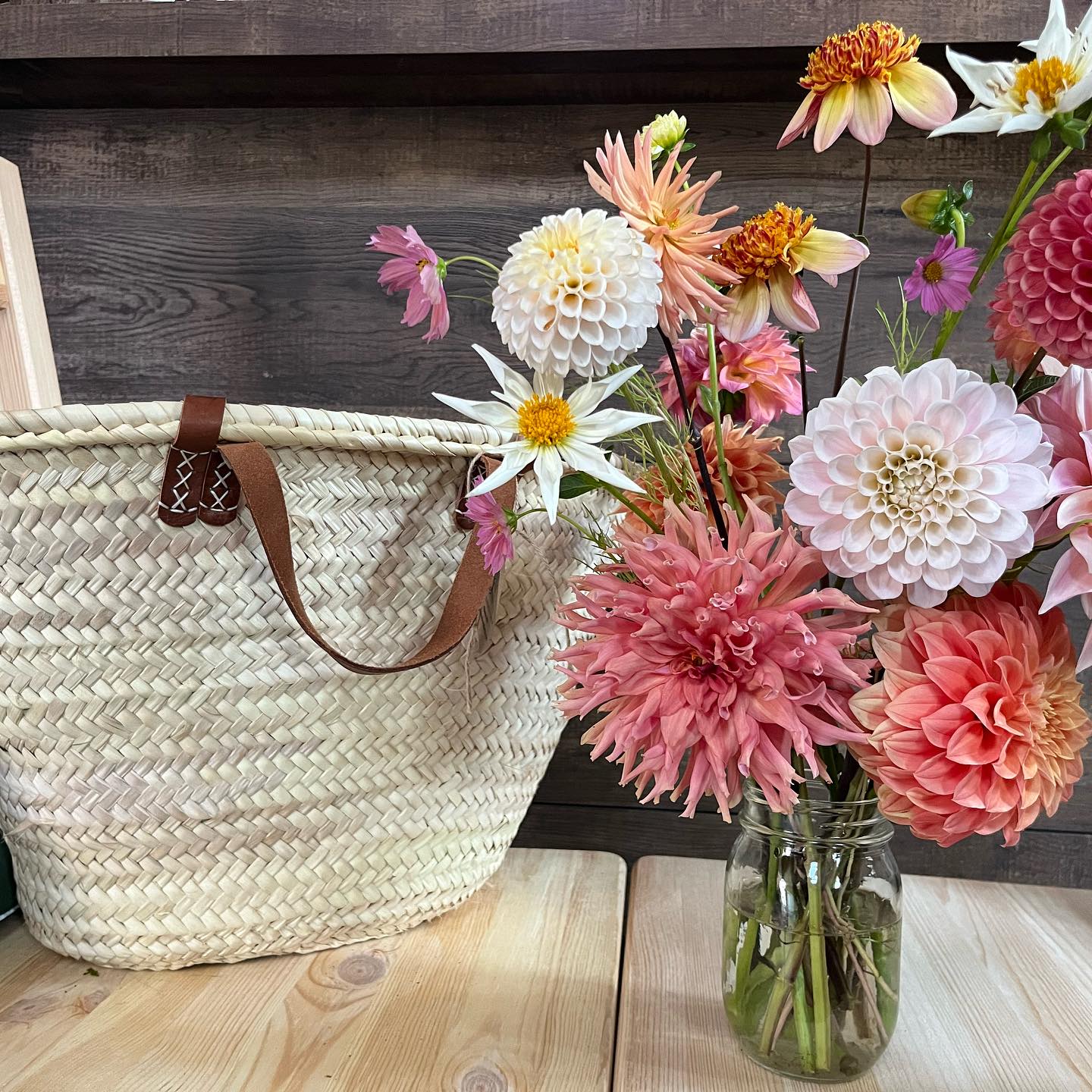 Holy cannoli, is it gorgeous weather!
Today, we have a limited number of fresh picked dahlias in our DAHLIA BLOOM BAR!
We also have a surplus of flowers that we picked two days ago that we’re offering by the stem at a steal. (We went crazy picking to encourage a bevy of new blooms for a music event we’re hosting on our farm October 12th — check out our bye-oh for info).
While you’re at it, you may want to get your hands on one of our lovely (and popular!) market baskets.
Have a lovely day!
#dahlia
#dahliaseason
#bloombar
#flowerfarm
#upstate
#hudsonvalley
#upstateny
#upstatelife