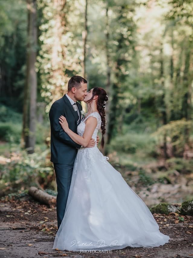 Manon & Nicolas se sont dit oui le 20 septembre dernier. Leur galerie est en ligne dès aujourd’hui !
#photographiemariage
#photographemariage
#photographemariagefrance
#photographiedemariage
#photodemariage
#mariage2025
#futursmariés
#organisationmariage
#inspirationmariage