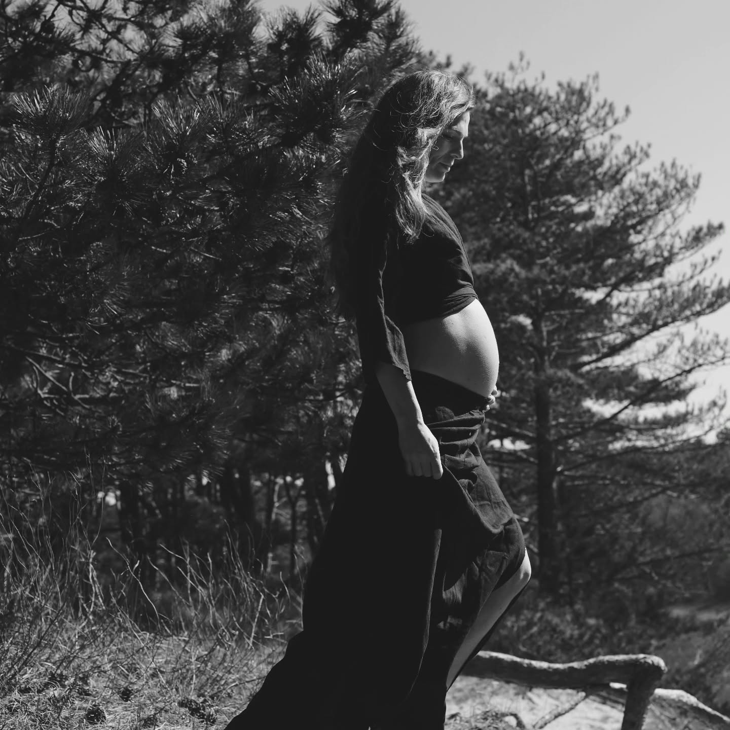 Today, I have woken up with a heavy heart. Grief surrounds me, discomfort I feel...
In what kind of a world will my daughter grow up in? I am not proud of the land in which I gave birth to her.
I am proud of the Mother. Gosh, am I wishing for her the shift of light and love that is so highly needed on Earth right now 🌍
So much darkness. There is so much violence.
The brave men and women who were on their way with food, medicine, and baby milk powder have been captured. Almost 500 people, I believe. The people and children of Gaza are still not still safe or helped. These brave hearts of the flotilla's put their lives on risk, not only to bring the needed help but also to wake people worldwide up. Please - wake up and share. And if you can- stand up.
It ain't right. No. No.
And then to know it is all about money, so that the rich can become richer. No life is worth living for the men whose eyes and hearts are covered with darkness. I feel sad for them too, they probably did not receive tender, loving care of both of their parents to become the men they are today.
The Palestinians are the souls who are making a huge offering to the world I feel. Because we need to wake up massively and get united again as one.
I saw a video of this young girl @nisreen.kenzy22 who reminds me of Anne Frank. Her diary story is being shared on Instagram, running for her life. What is happening in Gaza is being shared. Don't look away.
Did we (the Netherlands) forget what happened to us just one lifetime ago? It could happen to us again. Honoring the dead of world war two on days as "Bevrijdingsdag" seems a bypass. A commercial lie.
No. No. This is wrong. So wrong.
My heart goes out to all in need of help. My mother heart goes out to all the starving babies, children, and their mothers.
I can't imagine being in a situation like that with my baby girl, but I do realize the reality is that these things could also happen to us.
Praying for a better world today and tomorrow 🤍🙏