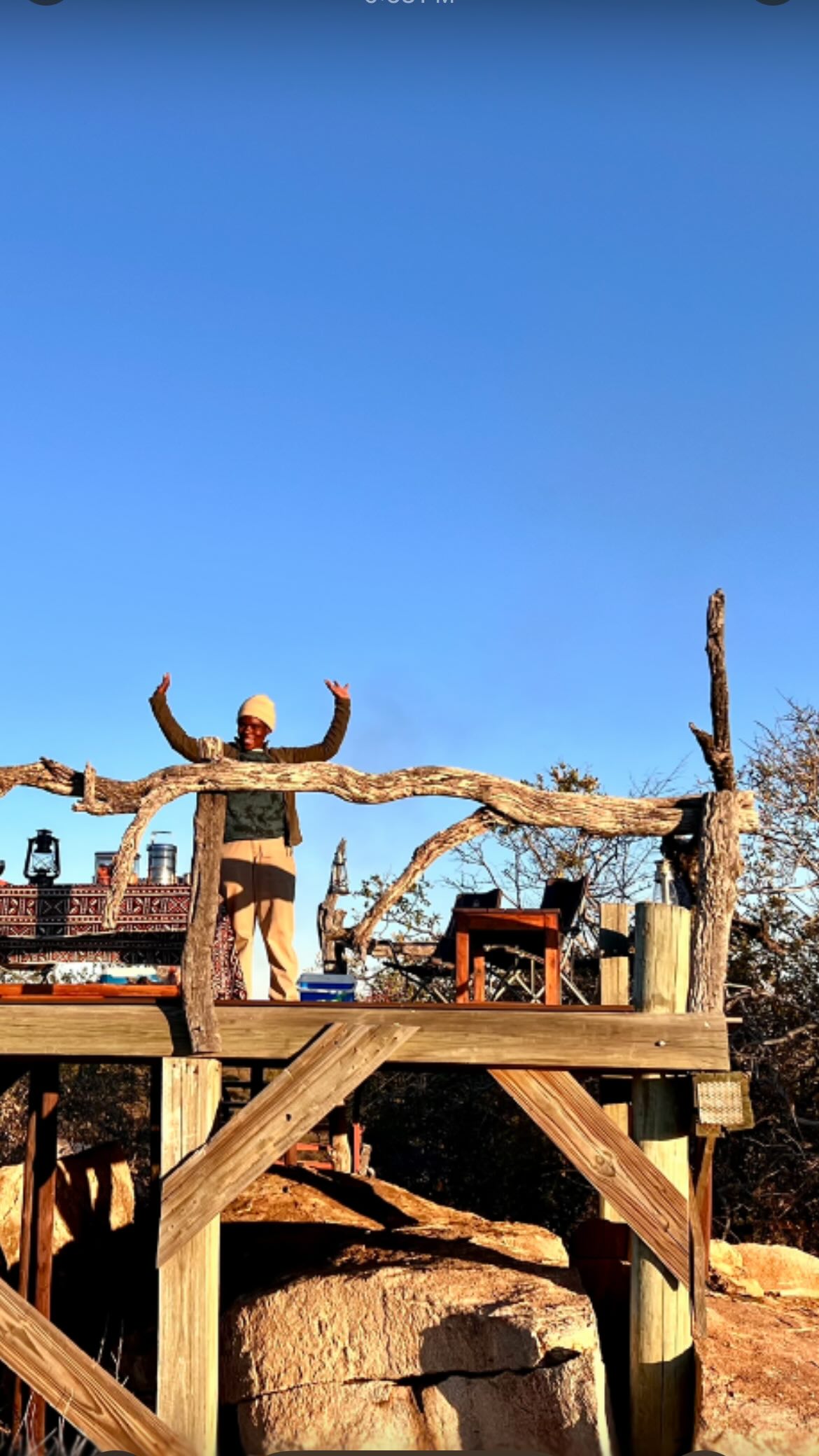 Come with us to set up a magical safari sundowner on a beautiful deck, tucked high up on a kopje among the trees, overlooking the landscape below. 🌅✨
Keep warm beside the crackling fire as the day fades — and when the sun dips beyond the horizon, look up… because there’s nothing quite like an African sky full of stars. ✨🔥🌿
#SafariLife #AfricanSundowner #UnderAfricanSkies #WildBeauty #isithombesafaris #botswana