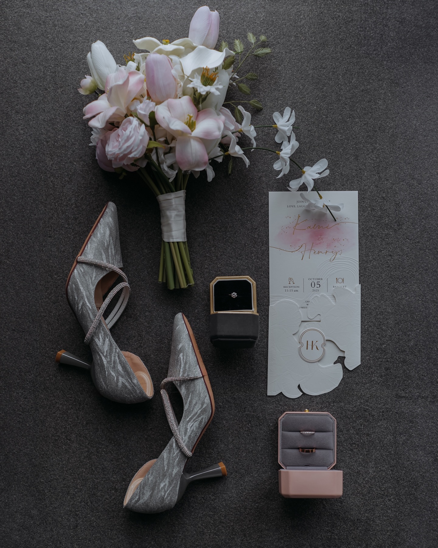 She said what first caught her heart was that little grin of his those two cheeky dimples she just couldn’t forget..
Congrats Kami & Henry🤍
Photography @waxleungphotography
Videography @visual_ms
MUA @janette_cty
MC @weddingmc.yu
Guest gift @chill.time.hk
Celebrant @anoathcelebrantservice
Deco @bestknotproduction
Gown @bridalwhite_hk
———————————————————————
Contact us for capture your sweetest memories
Link in Bio 🤍
#waxleungphotography
#婚禮攝影 #香港婚禮攝影 #情感紀錄師 #婚紗外拍 #bigday #攝影師視覺 #goodmemories #真情流露 #新娘拍攝 #中式褂造型 #bigdayhk #weddinghk