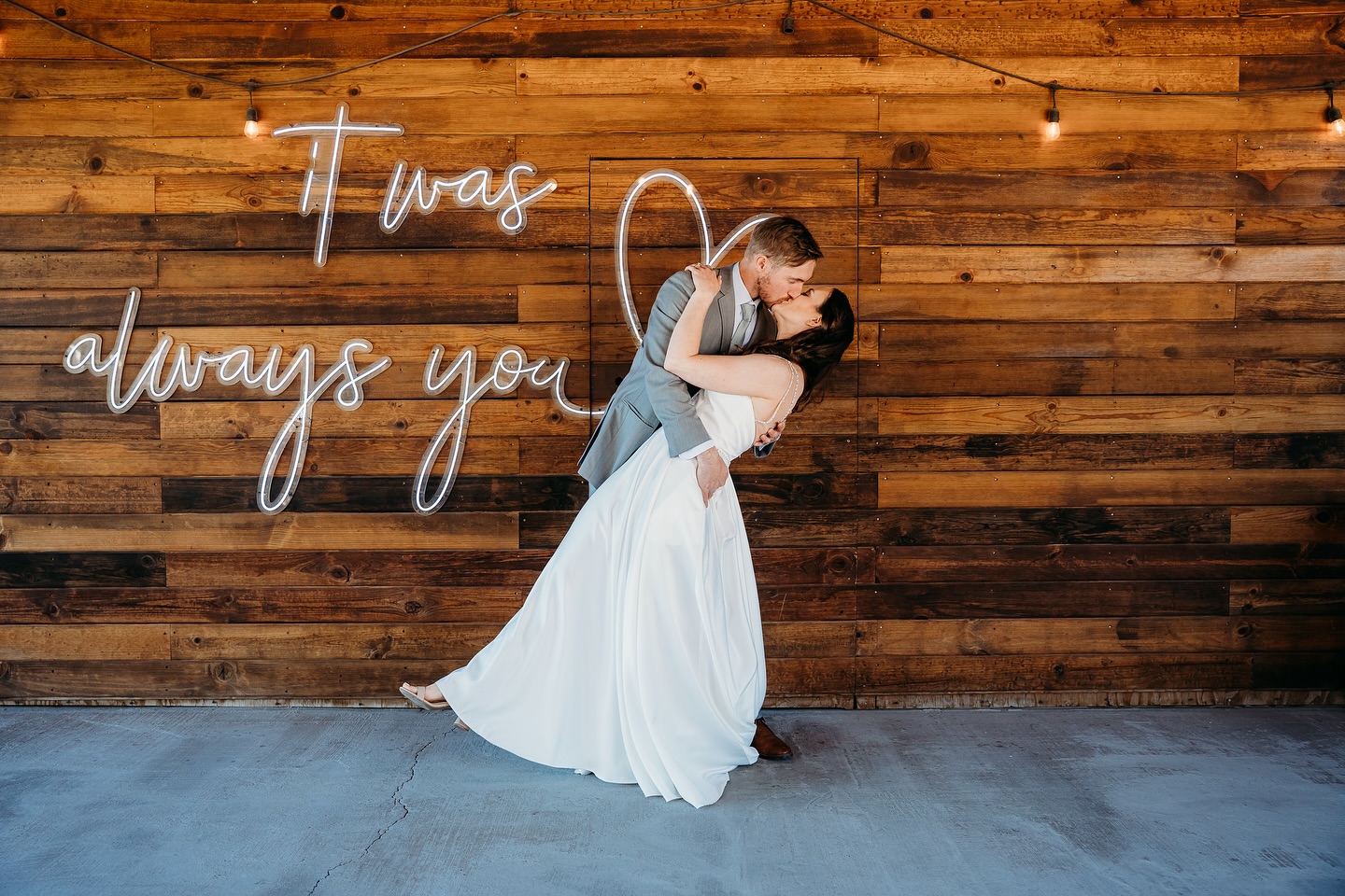 It was always you ✨
.
.
#photography #kategrutskyphotography #phoenixphotography #phoenixphotographer #photooftheday #phoenix #arizona #arizonaweddingphotographer #azweddingphotographer #wedding #weddingphotography #weddingday #weddingphoto #couplegoals #couplephotography #couplephotoshoot #coupleportrait