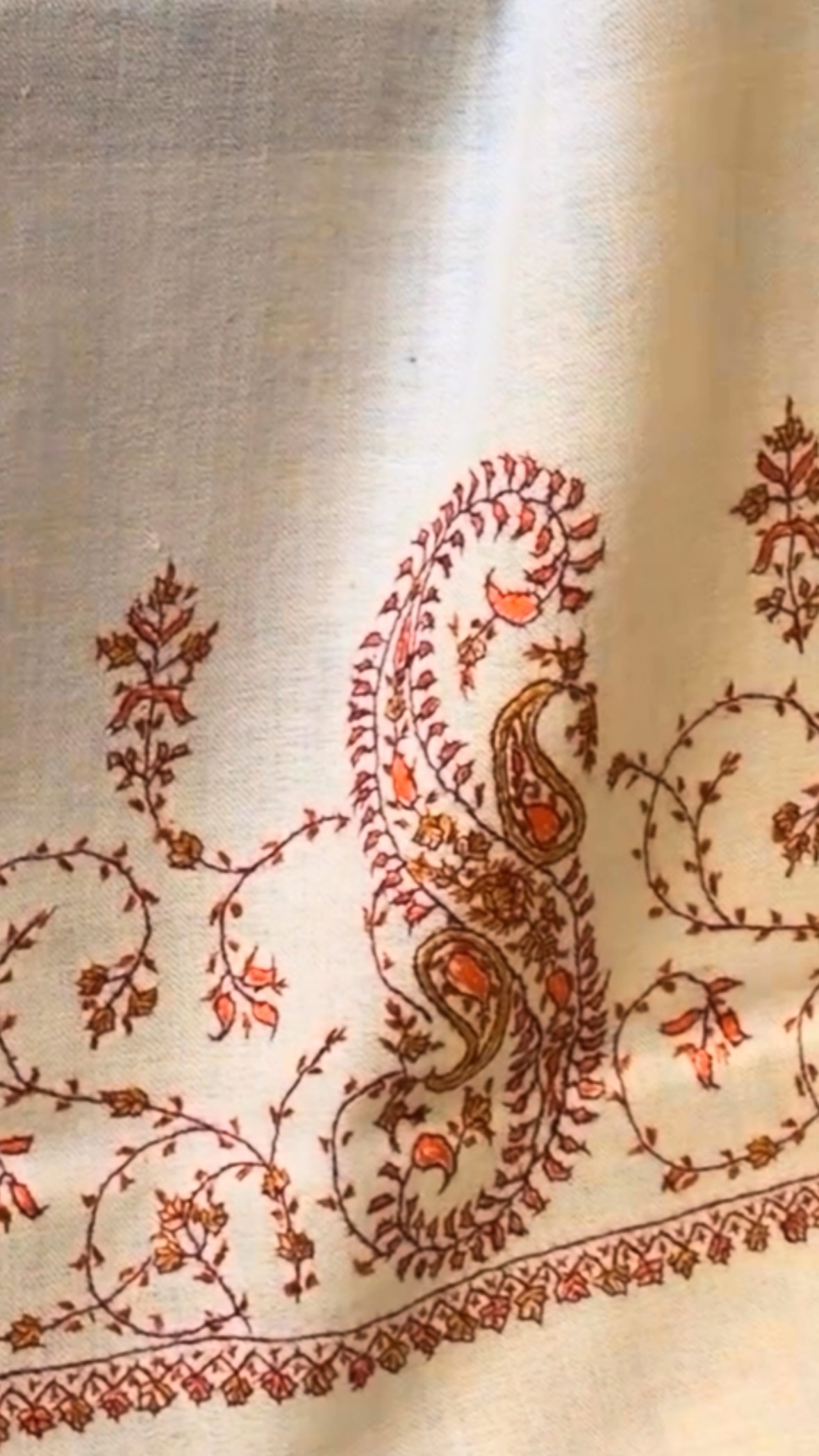 Timeless elegance in every weave ✨
Exquisite woollen shawl with intricate Kashmiri embroidery by Kashmir Cashmere.
DM for order or more details 💌
Limited stock available — or visit our store to explore more!
#kashmircashmere #shawls #pashminashawl #pashmina #woolen #woolshawl #stole #woolenstole #stole #kashmircashmere #delhi #showroom #premium #qualtiy