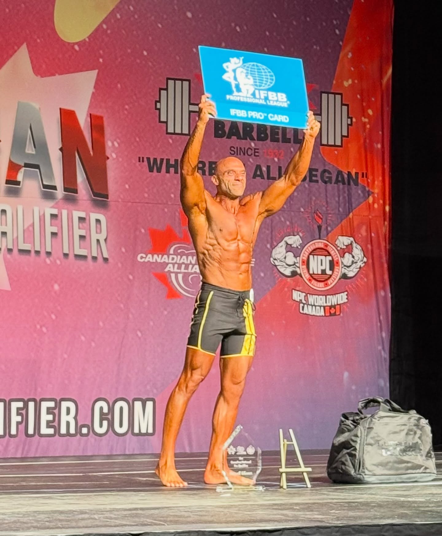 AAAAAND NEEEEEWWWWW IFBB PRO!!
I canāt believe this happened. Iām at a loss for words right now.