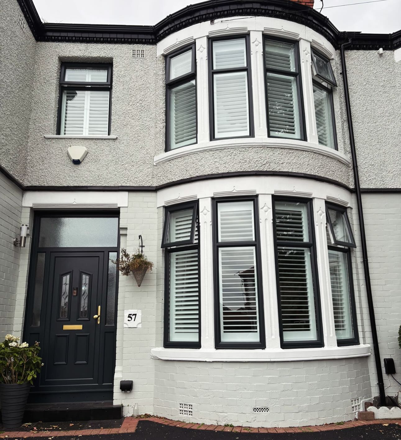 Why replace when you can spray? ✨
UPVC spraying instantly refreshes your windows, doors and conservatories, giving your home a modern new look without the high cost of replacements.
Anthracite Grey is the UK’s most popular choice, sleek, durable and designed to stand the test of time. Our specialist coatings are weatherproof, UV-resistant and guaranteed to last!
#UPVCSpraying #AnthraciteGrey #UPVCTransformation #HomeMakeover #KerbAppeal #WindowSpraying #DoorSpraying #ConservatorySpraying #UPVCRespray #ModernHome #HomeUpgrades #NorthWestHomes #LiverpoolHomes