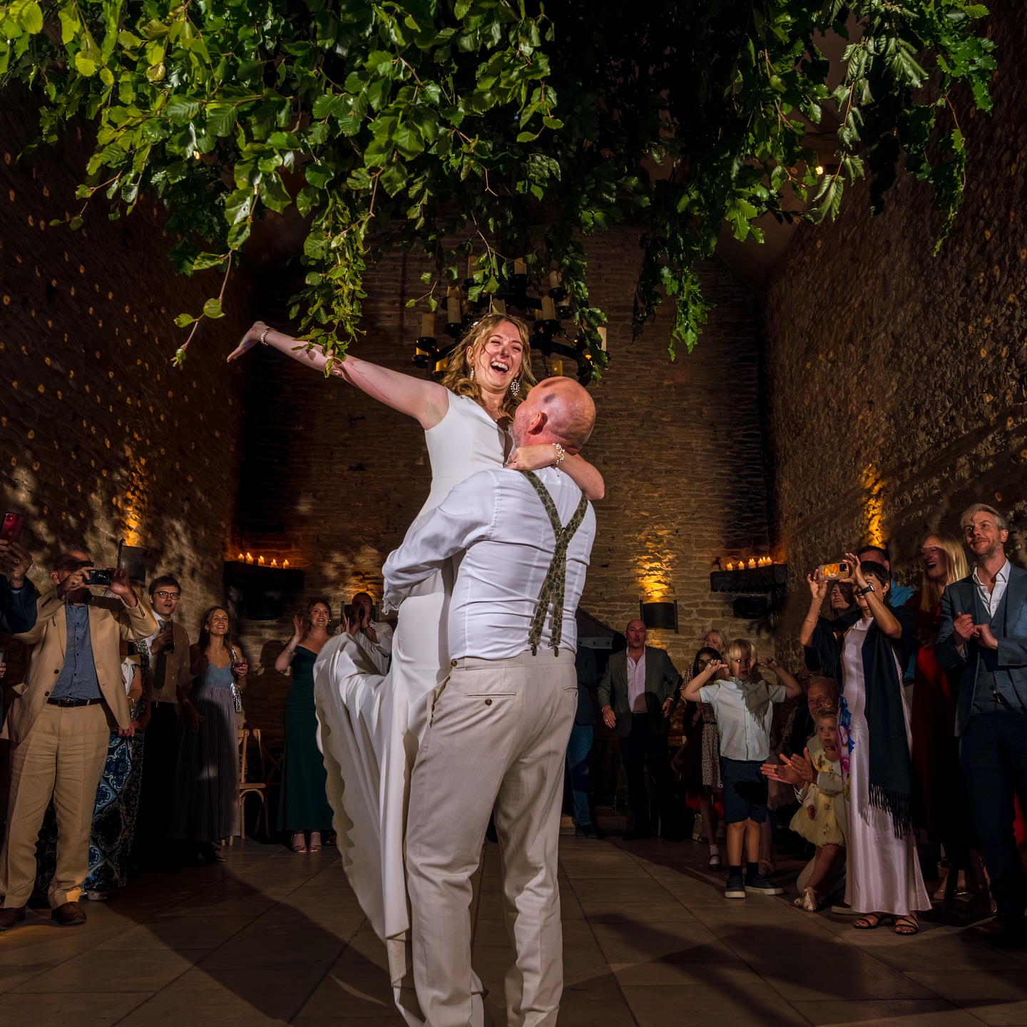 ‼️WARNING‼️Will cause extreme fun 🤩  belly ache from laughing 😆 and sore feet from dancing 🕺💃🪩
If you think you can handle all that that then you’re in the right place! 🫶🥂
Becky & Rich having the time of their lives captured amazingly by our bud @danmorrisphotography 
@danmorrisphotography 
@stonebarnvenue 
#Tuxfizz #ukweddingband #barnwedding #cotswoldwedding #weddingmusic #firstdance #firstdanceinspo #ukweddingplanning #weddinginspo #weddingcover #romanticweddingmusic #firstdancesong #firstdanceroutine #weddingband #functionband  #weddingsinger #twia #bridalgown #weddingsdress #weddingdancefloor #weddingdances #weddingdancechoreography