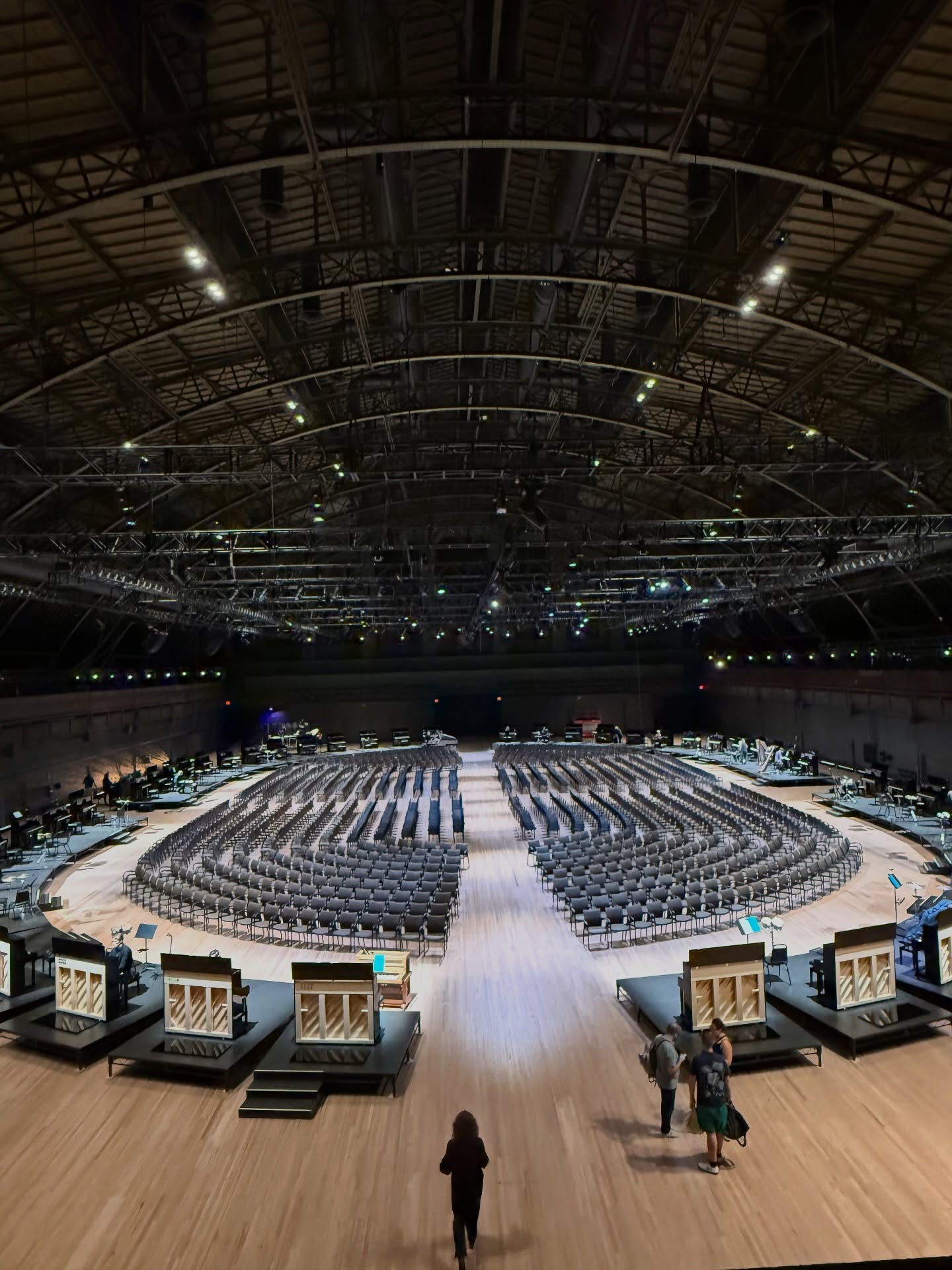 An unforgettable week performing 11,000 Strings at the Park Avenue Armory — intense, intimate, and so vibrational. Loved reconnecting with old friends, hanging out with dear ones, and meeting amazing new colleagues.
1. The stage
2. The score
3. First Rehearsal
4. Everything is new yet familiar
5. With the boys @wfaparicio & @jurassicpugs
6. All the way from Vienna Accordion power
7. Attitude after 66 min of non stop playing @wfaparicio
8. Decompressing after rehearsal 👹
9. Drill Hall
10. The program
11. Opening Party
12. Right here … right now
13. Mystical Déjà vu reunion with old time friend/family
14. Yes @juanpablofernandezfeo , I’m making content for social media 😘😘
15. I’m the second piano from left to right 🤓
16. Composer & Wife ✨
17. The Venezuelans
18. Last performance time lapse ( or should I say time slap? 😉)
19. NYT review