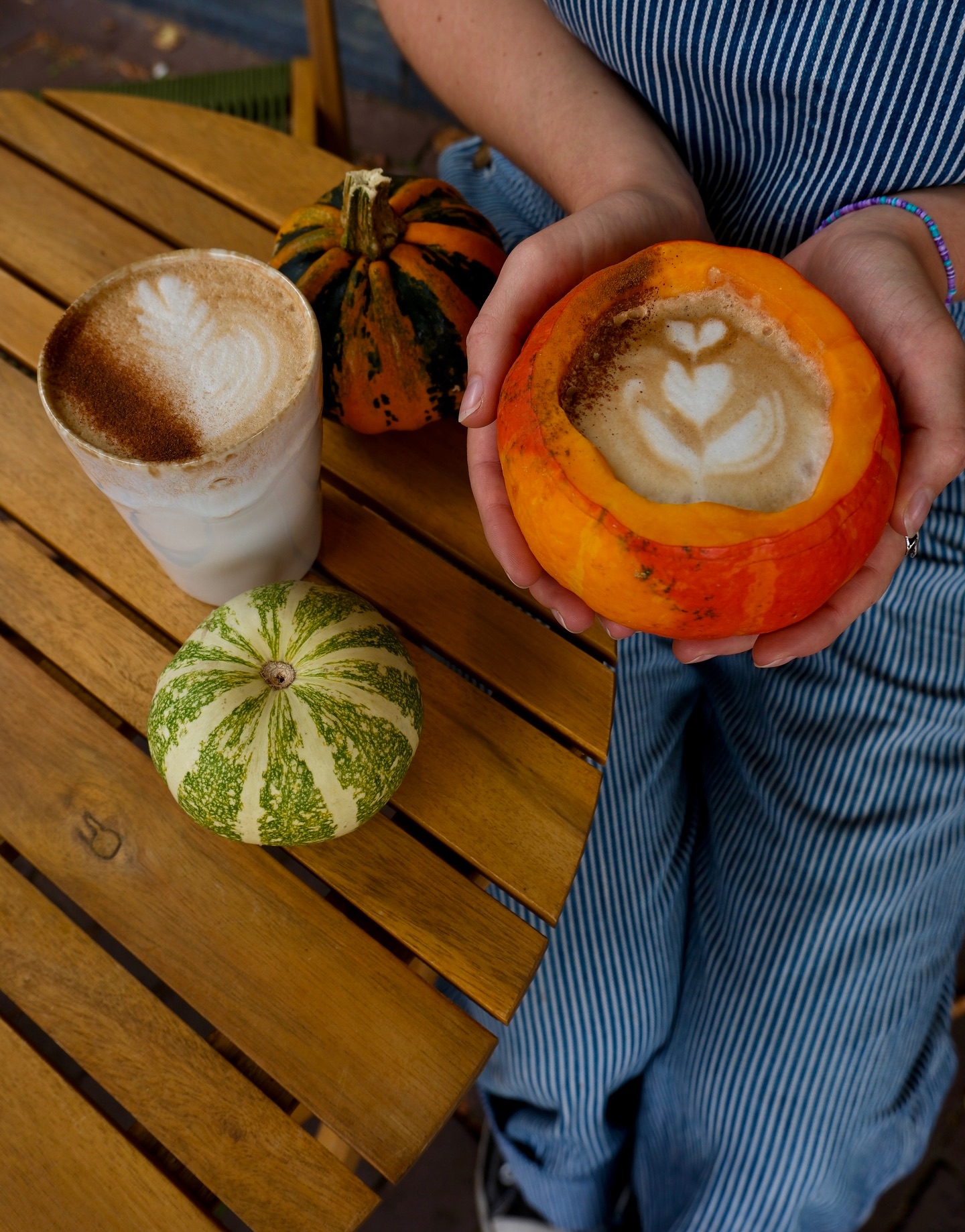 Did anyone say “pumpkin spice kinda weather” ?
@hazel_haarlem we serve our pumpkin spice latte with a pumpkin sirup made from real pumpkin purée and spices, with a choice of milk. 🎃☕️ …and how cute is this pumpkin spice latte in a mini pumpkin ??
•
•
•
#hazel #hazelhaarlem #haarlem #pumpkinspice #pumpkinspicelatté #pumpkin #lattéart #pinterest #lunch #cafe #coffee #cake #fall #autumn #haarlemcity #haarlemcityblog #stratenvanhaarlem #haarlemnetherlands #brunch #coffeelover