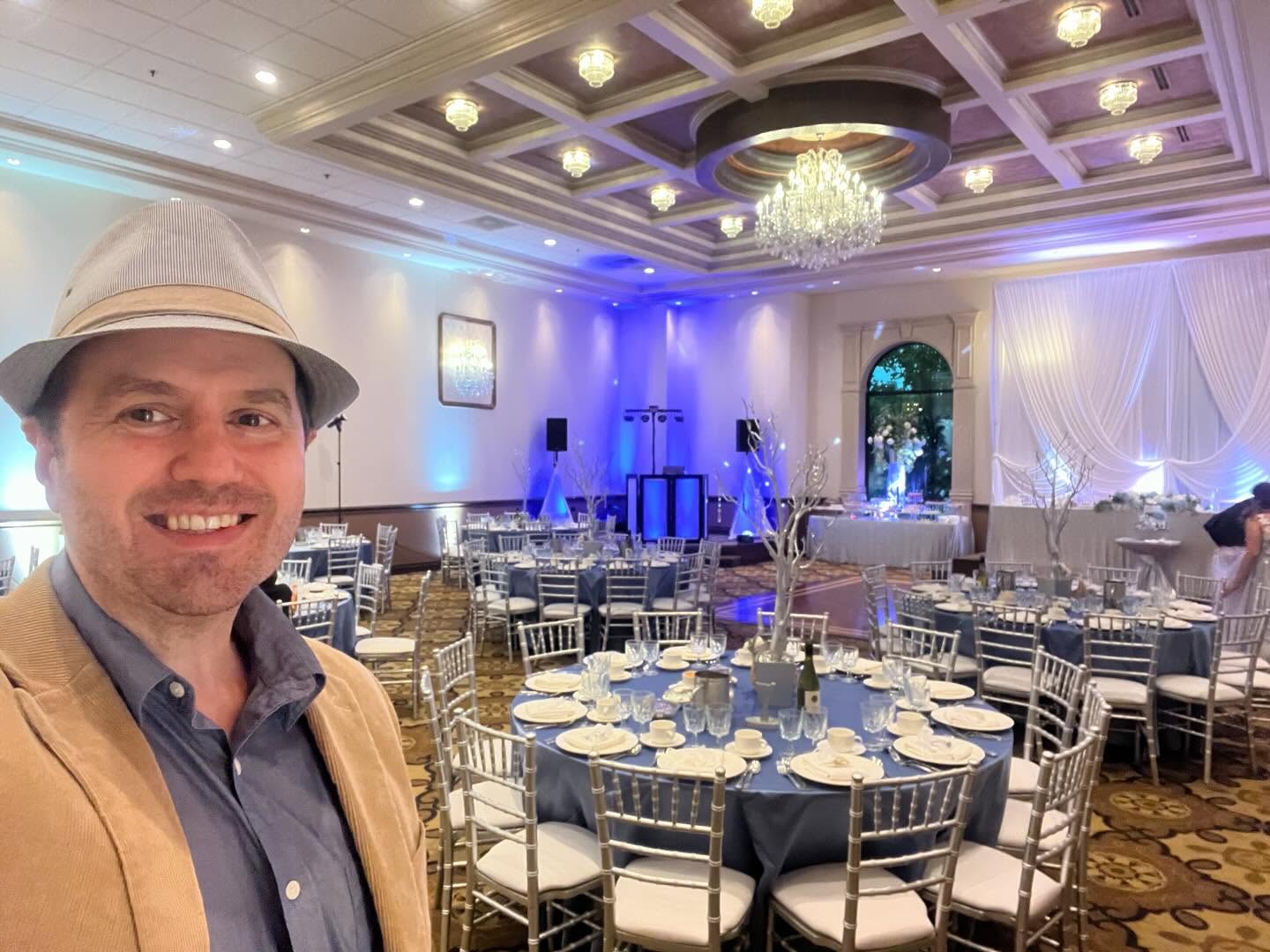 First wedding I’d done in years where it was at least 40% polka for the reception. Loved this venue and the staff! 🎉🎶