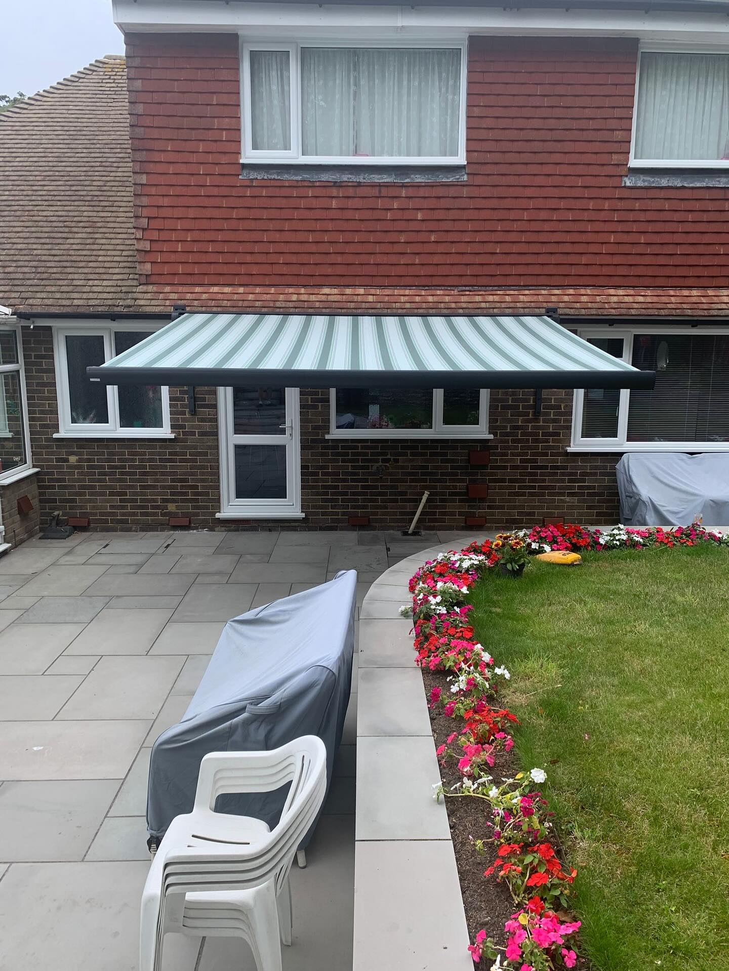 🍂 Embrace autumn in style! Transform your garden with a markilux awning — over 160 fabrics to match every mood and season. Comfort, color, and perfect outdoor moments await! 🌟
Want to know more?
Send us a DM or get in touch:
📞 01580 765169
🕘 Mon–Fri: 9–5 | Sat: 9–3
📍 7 Ashford Road, Tenterden
💻 www.absblinds.co.uk
#Markilux #OutdoorLiving #GardenGoals #absblinds #tenterden #kentbusiness #awnings #blindsandcurtains #eastsussex #ashfordkent #ryeeastsussex #eastsussexblinds #madetomeasureblinds #eastsussexinteriors #kenthomes #blindmaker #tenterdenbusiness #shutters #kentwindows #windowshutters #blinds