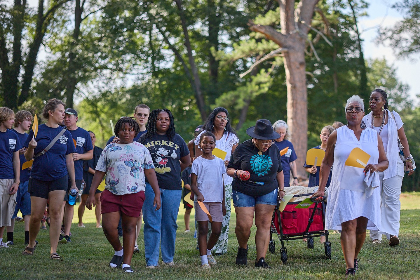 At the crossroads, we pause and ask: Which way leads to healing? Which way leads to justice? Which way leads to joy? We walk together to find out.
#BelovedCommunityCharlotte #CLT #RootedandRadical