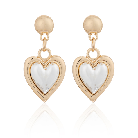 Gold and Silver Earrings.
Knecklet to match.