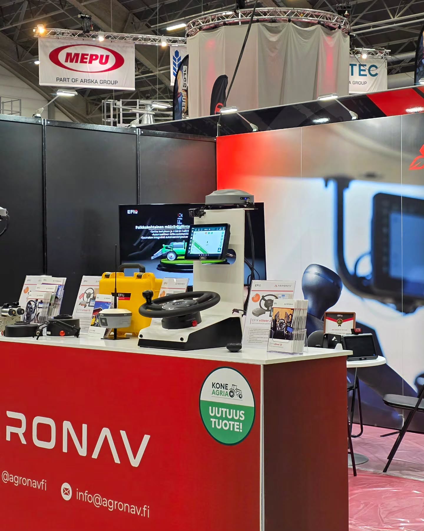 KoneAgria alkaa tänään torstaina! 🤩 Tervetuloa osastollemme tutustumaan ja keskustelemaan EFIX täsmäviljelyratkaisuista. Osastomme löytyy A-hallista paikalta A732. 📌
EFIX laitteisiin pääset tutustumaan tietysti myös @agrimaaoy osastolla C-hallissa paikalla C610! 😎
Näyttelyn aukioloajat:
To 9.10.2025 klo 9–17
Pe 10.10.2025 klo 9–17
La 11.10.2025 klo 9–16
#efixag
#agronav
#eSteer20
#täsmäviljely