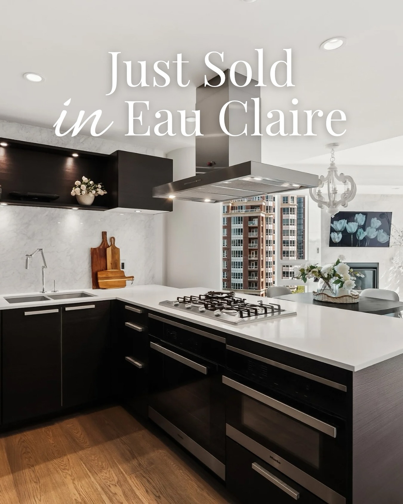 ✨Just Sold in Eau Claire✨
So thrilled for my client-turned-friend on the quick sale of her gorgeous riverside condo in The Concord.
It’s been a joy to walk alongside you on this journey, and I’m beyond excited for the new chapter ahead in your beautiful new home. 🏡✨ Thank you for trusting me every step of the way. 💛
#yyc #yycrealestate #yycrealestateagent #calgaryrealestate #calgaryrealestateagent #calgaryrealtor #yycrealtor #yycliving #yyccondos
