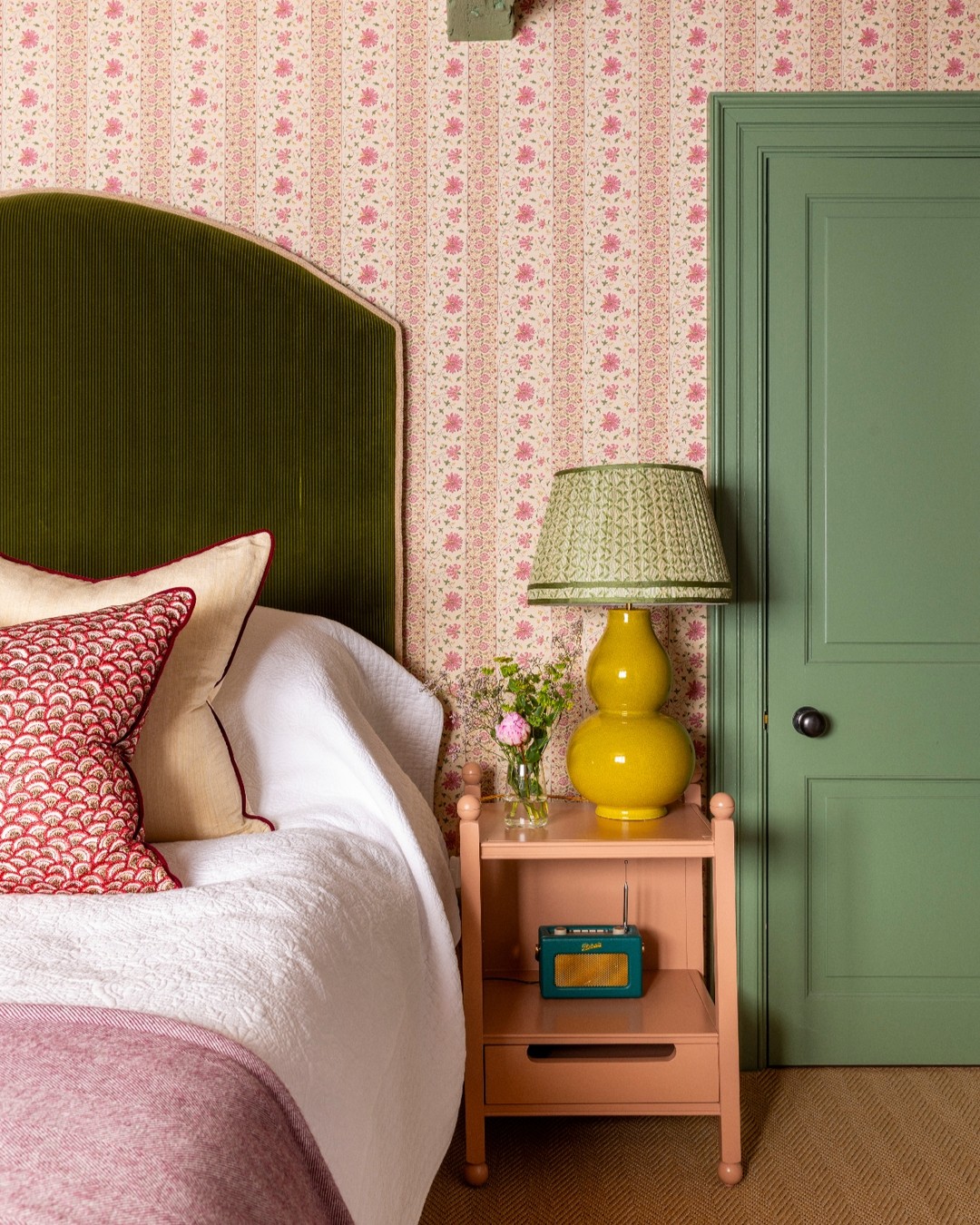 Anne's Room - A colourful, warm, and utterly cosy haven. Anne's room is singularly focused on delivering comfort and style perfect for a mid-week stay.