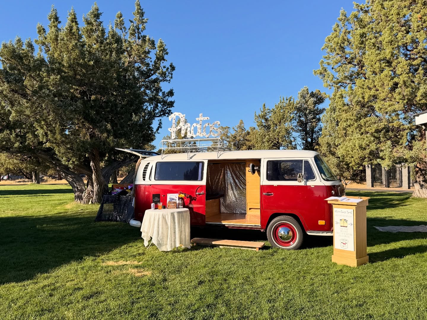 Ruby showing off in the autumn sunshine!
.
.
.
#ruby1971 #centraloregon #centraloregonstrong #centraloregonweddingassociation #centraloregonlife #oregon #pnw #pnwonderland #bendvwphotobus #bend #bendoregon #bendoregonlife #bendor #bendoregonweddings #bendweddings #oregonwedding #oregonweddings #party #centraloregonliving #oregonbride #oregonbridemag #oregonbrides #oregonbridemagazine #theknot #theknotweddings #summervibes #fallinlove #love #dreamwedding