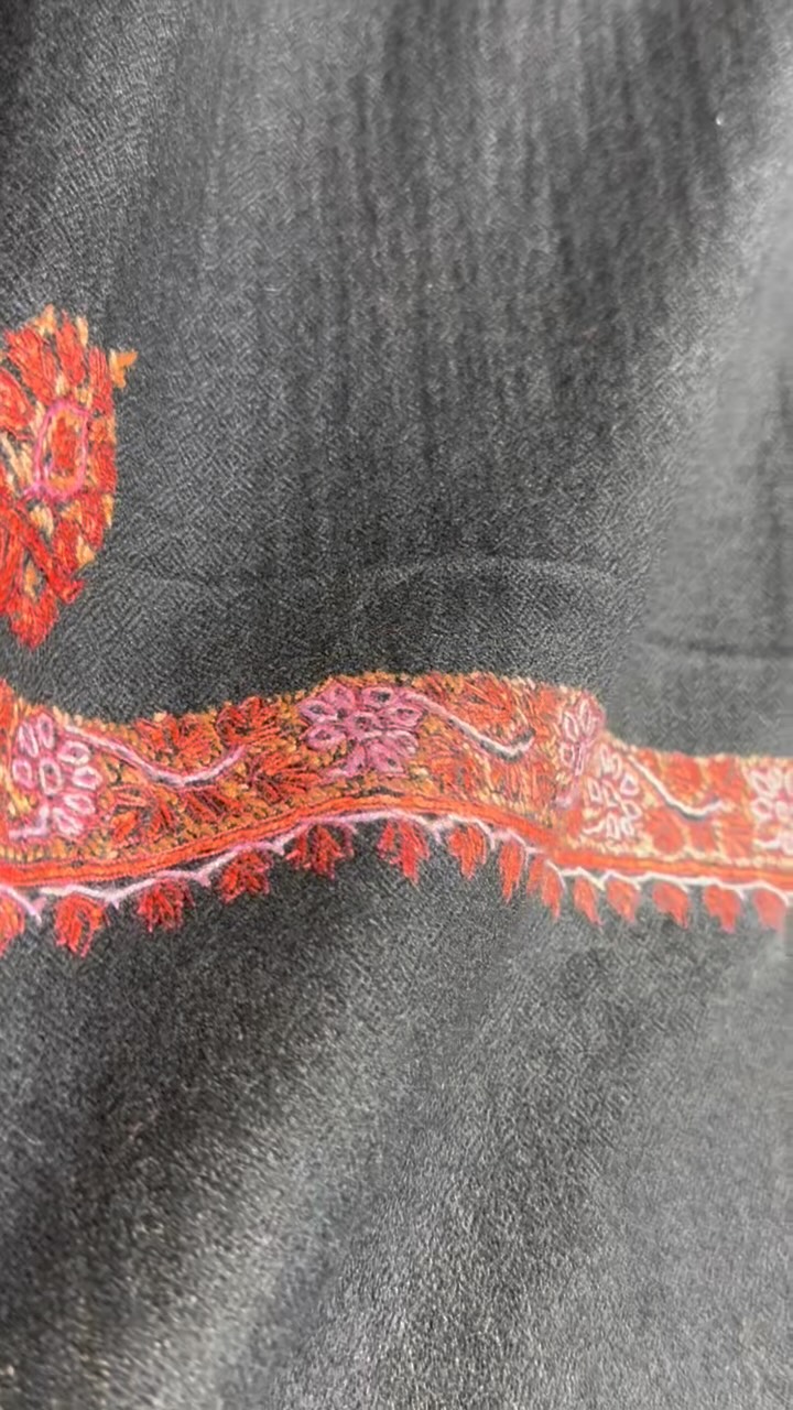 A touch of elegance for every season 🖤
Premium quality woollen stole for women by Kashmir Cashmere — beautifully hand-embroidered and timeless in style.
DM to buy or for more details ✨
Limited stock available | Visit our store to explore more
#kashmircashmere #trendingreels #shawls #shawlsonline #shawls #pashmina #pashminastole #stole #embroidery #handembroidered #handembroidery #sale #