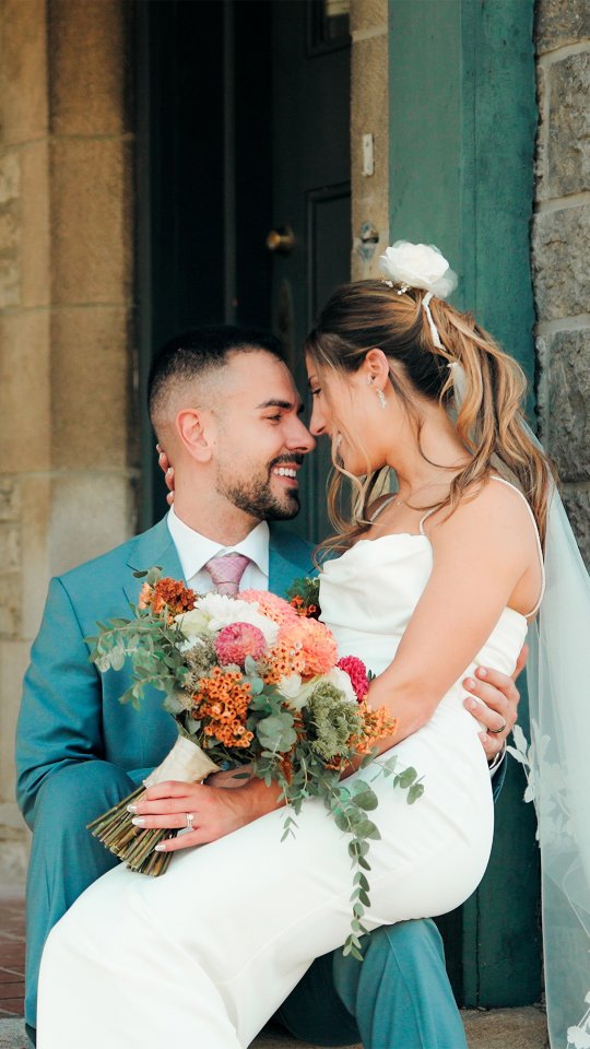 These two made "best day ever" look easy 🥂✨
Brandon and Sarah have a love that felt so natural - filled with laughter, warmth, and the kind of moments that remind you how easy love can be. Surrounded by the most fun wedding party and a dance floor that stayed packed all night, their day was one we won't forget anytime soon. 🎉
@ciociaroclub
@djvictoriouss
@djay_stylz
@dreamweddingsbyveve
@forgetmenotflowerboutique
@bridetobe.boutique
@freedsofwindsor
@abrahamsjewellery
#weddingstory #windsorweddingvideographer #windsorweddingvideography #windsorwedding #blurthelinefilms #justmarried #weddingseason #ciociaroclub #ciociaroclubwedding