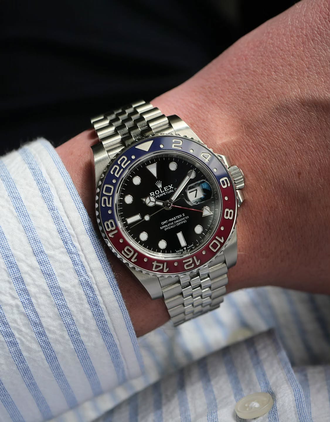 Rolex GMT-Master II
⌚️ Ref. 126710BLRO
⌚️ Full set
⌚️ Year: 2022
⌚️ Diameter: 40mm
#Rolex #gmtmaster #watch