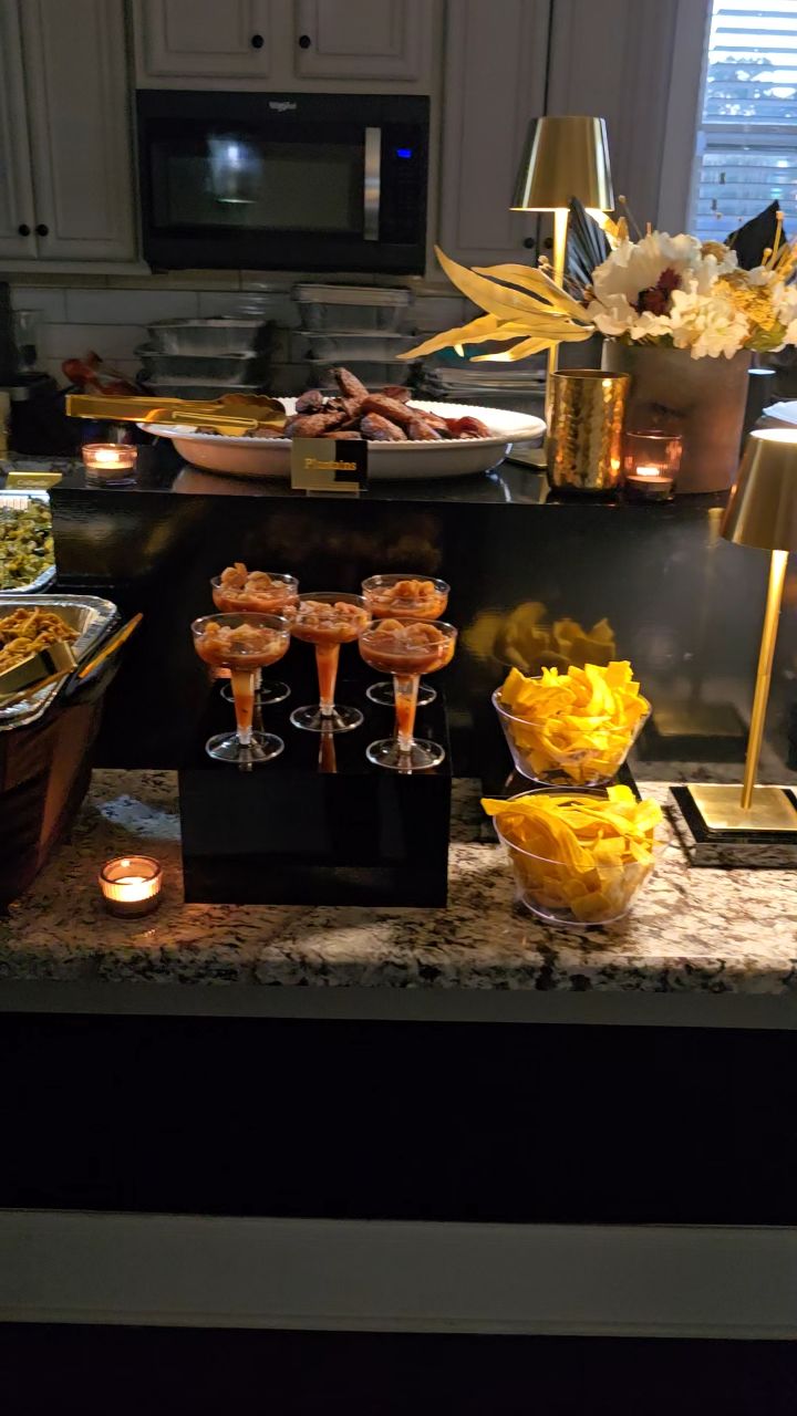 Love what I do! What is that, you ask? Whatever I want!!!! ☺️
#birthdaydinner #foodstyling #brunchtok #atlantacatering #foodporn #fwm