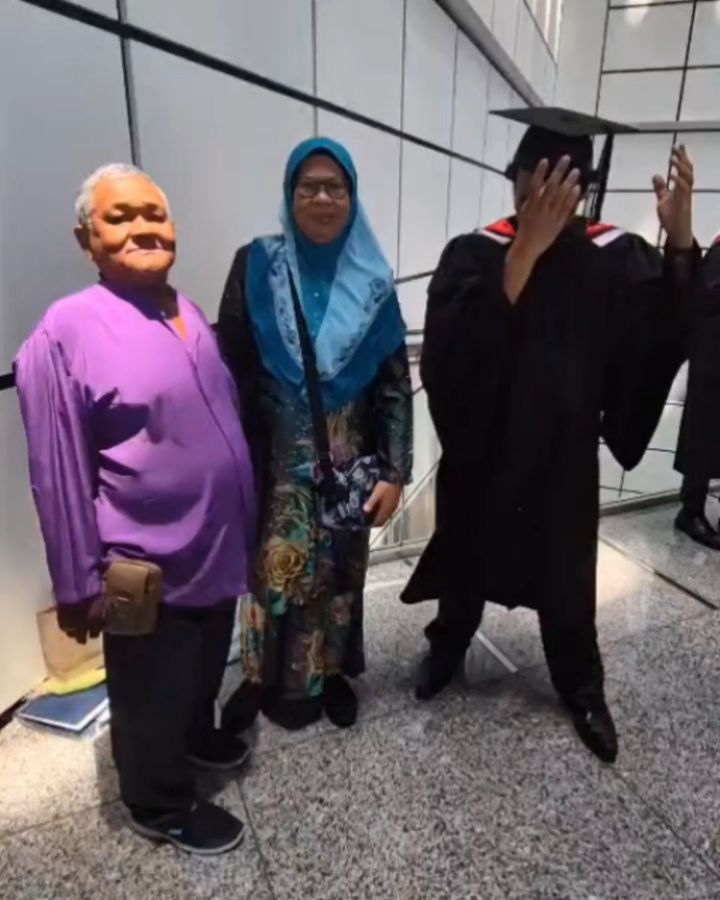 Today I celebrate the end of my four-year academic journey at SUSS, but more than anything, I celebrate my parents.
I celebrate my dad, who is illiterate, and has spent the past five decades of his life as a cleaner to provide for our family. I celebrate my mom, who only completed primary education at the Sekolah Melayu Pulau Ubin, and has spent her life raising her children at home. It is with their love, prayers, sacrifices and set of noble values that this son of theirs was able to pursue a higher education and graduate with a Bachelor of Social Work (Honours). Thus, I dedicate my degree solely to them.
To the best of my knowledge as well, I am the first among Awang Minyak's grandchildren to be conferred a degree in a local university. I now join a growing list of descendants of the Ubin Orang Pulau who have attained a higher education. Moving forward, I shall hold firmly to the Malay proverb:
"Jadilah seperti padi, makin berisi makin rendah. Jangan seperti lalang, makin lama makin tinggi."
"Be like the rice stalkâthe more it ripens, the lower it bows; don't be like the wild grassâthe older it grows the taller it stands."
With this newly found academic achievement, of which God has blessed me with, I hope to make my family and community proud and to be a valuable member of society.