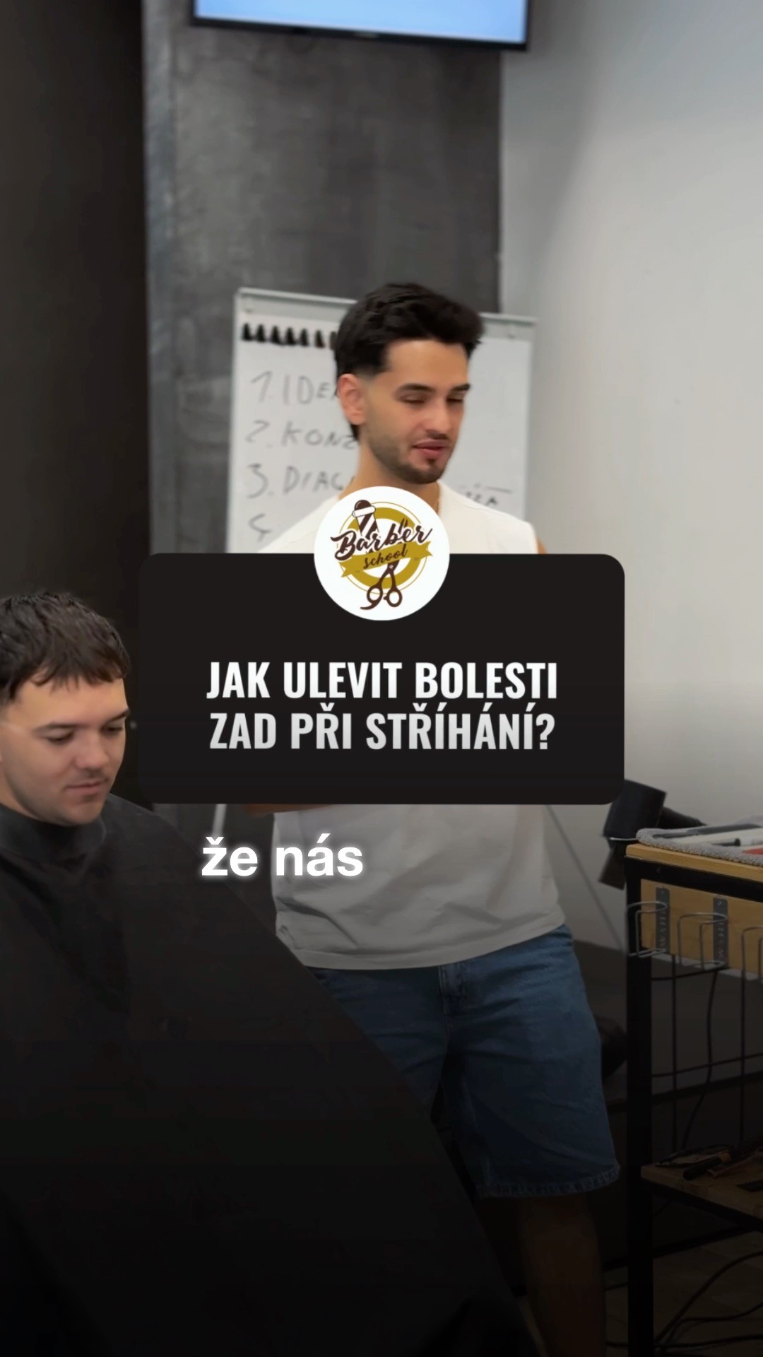 💈 Jak ulevit bolesti zad při stříhání?
Problém, který zná každý z nás, kdo tráví hodiny za křeslem ✂️💇♂️
Odpověď najdeš ve videu – mrkni na něj a zjisti, co ti může pomoct!
👉 Co pomáhá na bolest tobě? Napiš nám to do komentářů!
A pro více tipů ze světa barberingu nás nezapomeň sledovat 💈
#barberschoolcz #barberschoolpraha #barberschoolbrno #barber #barberlife #barbering #barberskills #barberacademy #barbertraining #barberclass