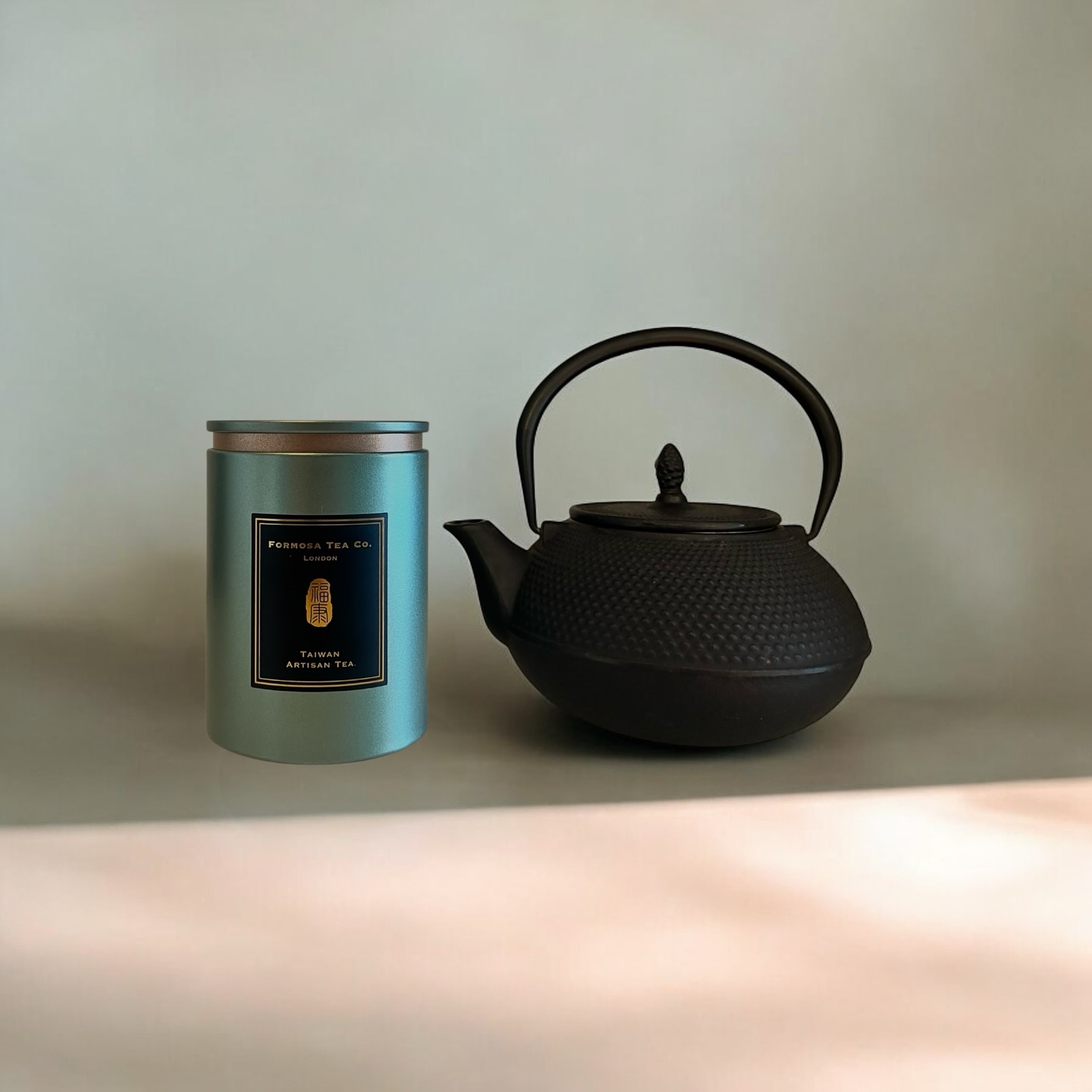 🌿 𝑳𝒊𝒗𝒆 𝑾𝒆𝒍𝒍, 𝑫𝒓𝒊𝒏𝒌 𝑾𝒆𝒍𝒍 🌿
Do you appreciate great taste and care about what you take into your body? It’s time to elevate your tea experience beyond mass production and embrace the delicate beauty of high-quality crafted teas.
🍃 Why Oolong?
Not only does it taste incredible, but it’s also all-natural with plenty of health benefits. Oolong tea is one of the most craftsmanship-intensive teas in the world, offering an unparalleled flavour journey.
👩🌾 The True Art of Craftsmanship
Did you know? Oolong tea demands the highest level of artisan expertise among all types of teas, with the most complex production process, unlocking a symphony of floral, fruity, and roasted notes. Each cup is crafted with as much care as a fine vintage wine, making it a true expression of its origin and the skill behind it.
🏞️ Single Estate
Like the finest wines, single estate oolong teas carry the unique character of the region where they’re grown. Every harvest is a testament to the land, climate, and traditional farming methods, bringing you a tea experience as rich and complex as a great wine.
Sip on something meaningful.
𝑪𝒉𝒐𝒐𝒔𝒆 𝒒𝒖𝒂𝒍𝒊𝒕𝒚.
𝑪𝒉𝒐𝒐𝒔𝒆 𝒕𝒓𝒂𝒅𝒊𝒕𝒊𝒐𝒏.
#LiveWellDrinkWell #OolongTea #TeaCraftsmanship #SingleEstate #NaturalGoodness #HealthBenefits #ArtInAgriculture #TeaLikeFineWine #TaiwaneseTea #TeaLovers #LooseTea #GongfuTea #PremiumTea
#lishantea #newtobalham #teainlondon #london #slowliving #mindfulness #metabolism #healthandwellbeing #healthandwellness #healthylifestyle