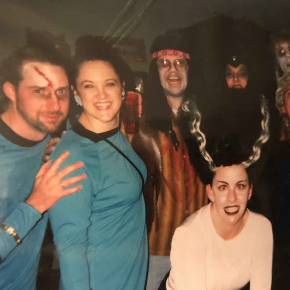 Favorite Halloween memories! Any occasion to dress wacky with friends. Dead Man's Party photos anyone?👻
#halloweenmemories #cosplay