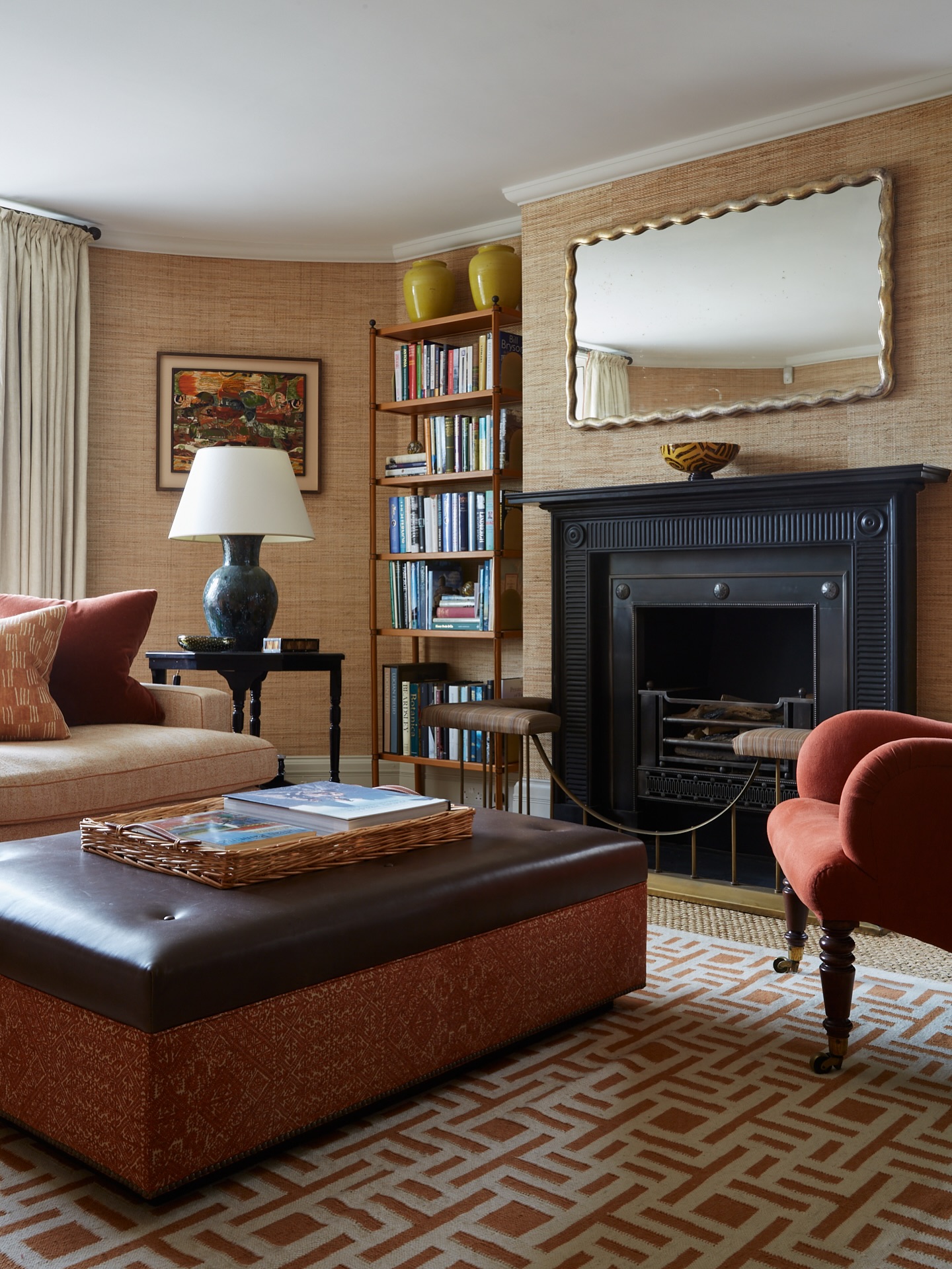 Embracing Autumn and all the rich, earthy tones that it brings. Could there be a more ideal spot to hunker down than this cosy family room?
Designed by VGA
Photographed by @boz_gagovski