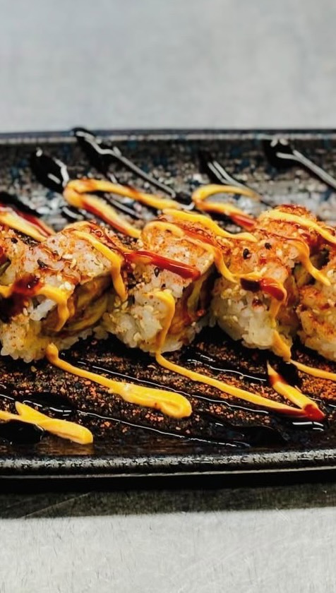 ”Vad ska vi äta?” – svaret är enklare än du tror. Och lite mysigare än vanligt. 🍣
👉 Kom själv eller ta med en vän – vi lovar att du hittar något du gillar.
📍Östra Larmgatan 9, vi ses!
#sushitime #restauranggöteborg #asiatiskmat #göteborgmat