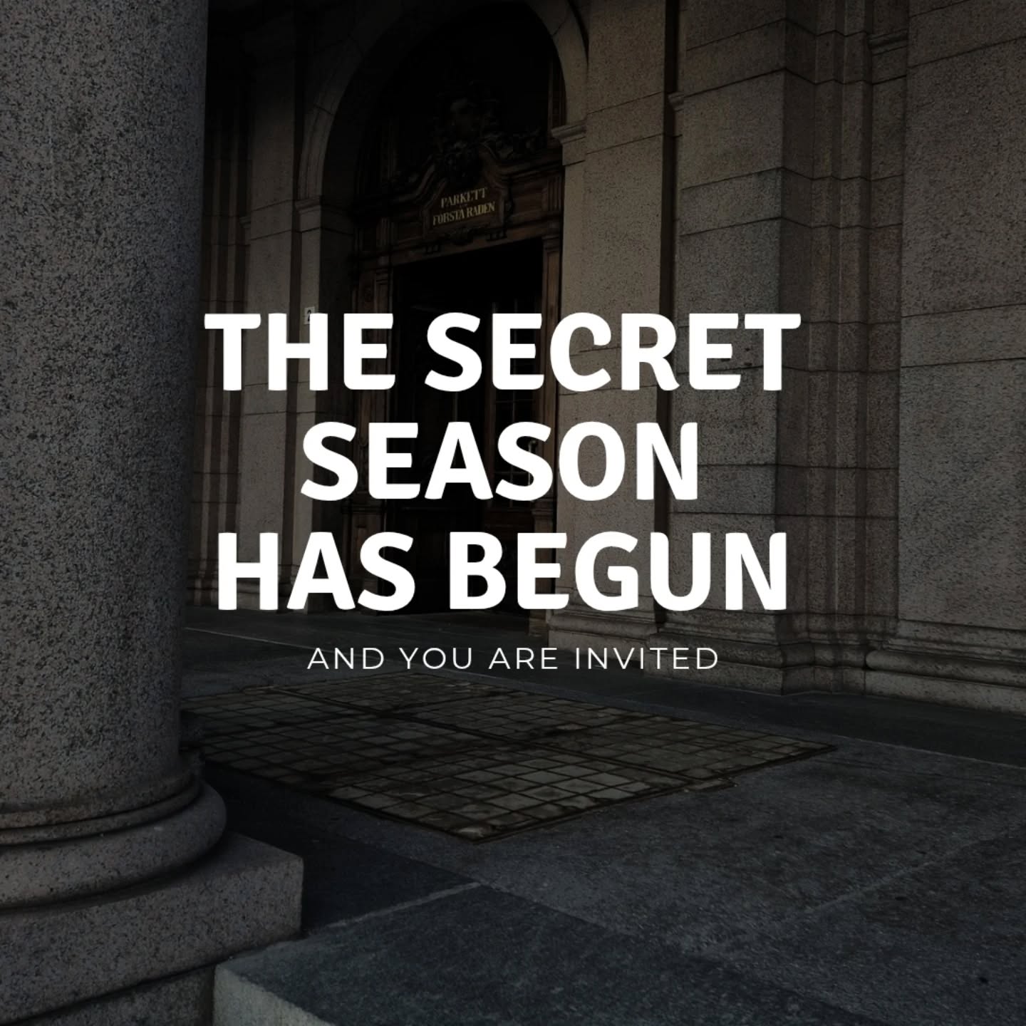 When everything gets louder, the real luxury is becoming quieter.
The people I work with aren’t chasing anything anymore, they’re refining.
Their energy, their calendar, their money, their presence.
Soft power isn’t about shrinking.
It’s about knowing your worth so deeply that you don’t need to prove it.
🕯️ Welcome to the secret season.
If you feel it too, you’re one of us.
#StudioMolodi #SoftPower #TheSecretSeason
#happyandrich #legacyarchitect