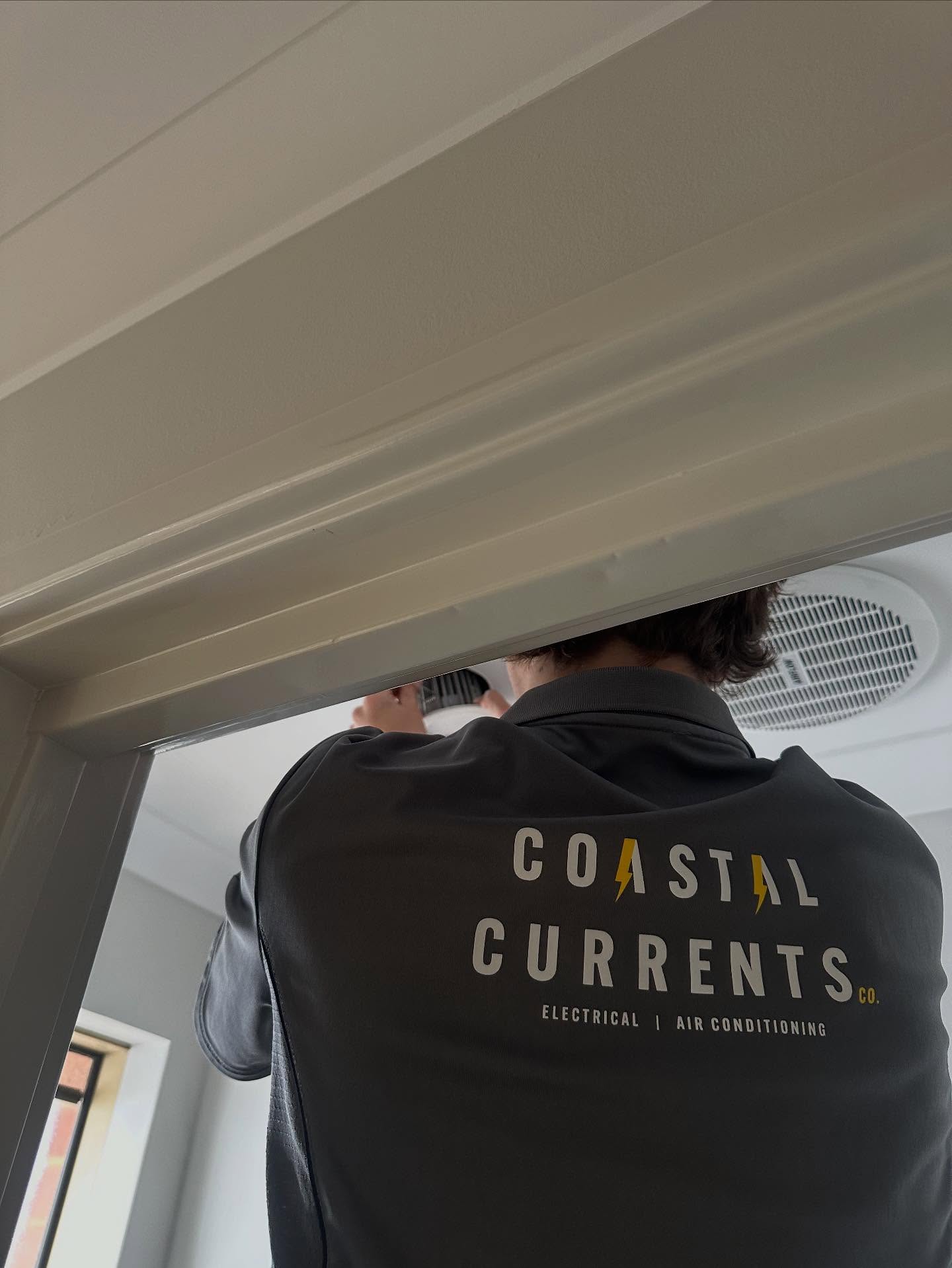 Another busy couple weeks for the team here at Coastal Currents. From residential, commercial, upgrades, installations, fault finding, air-conditioning - the list goes on! Check out a few of our latest jobs. Give us a call, meet the team, and find out how our services can help your home or business ⚡️❄️ #electrician #airconditioning
