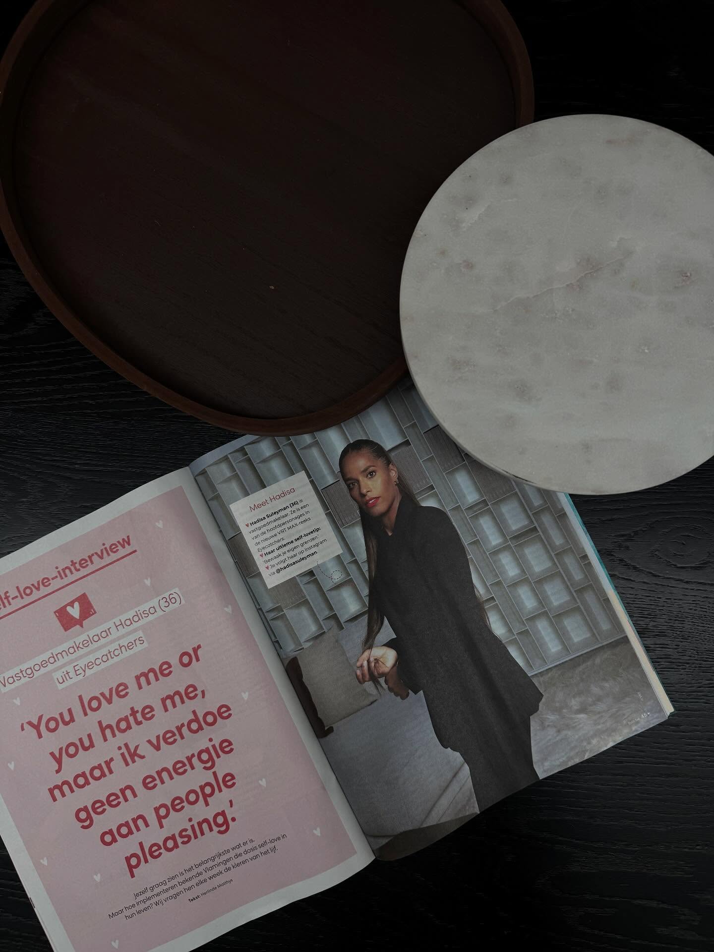 Jezelf graag zien is het belangrijkste wat er is. In dit self-love interview voor @flairbelgie heb ik het over wat dat voor mij betekent. Een vastgoedkantoor runnen, 3 kinderen grootbrengen, af en toe op tv verschijnen, fit blijven,…
Voor de mensen die denken dat ondernemen gelijk staat aan jezelf voorbij lopen, think again. Want wie het leven als een race ziet, ontbreekt aan evenwicht en loopt zichzelf vroeg of laat voorbij.
Enjoy and thank me later 🫶🏽
Volledig interview - LINK IN BIO