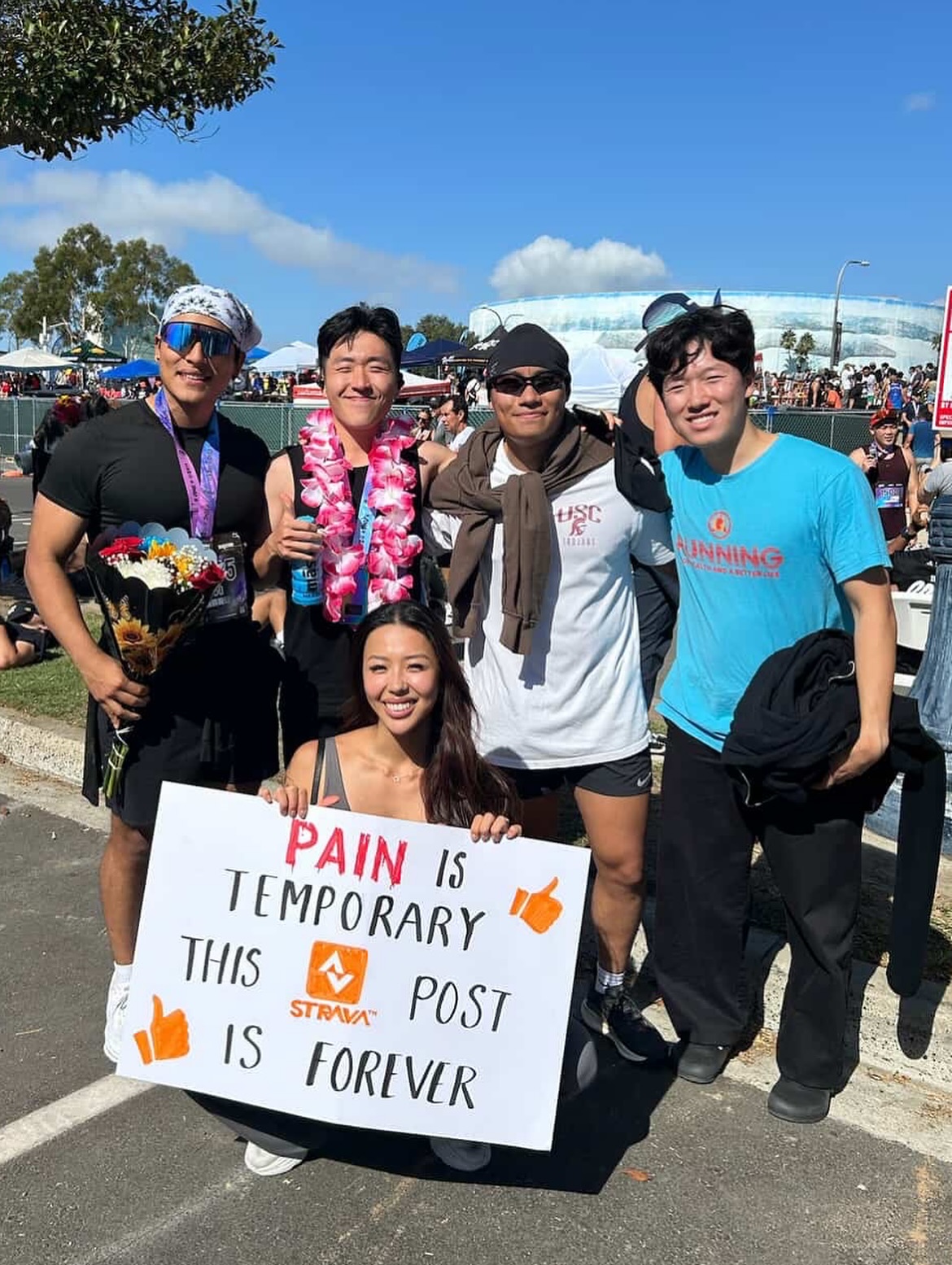 Congratulation to our fam who ran the @longbeachmarathon half and full this weekend! Also a huge shout out to all those who went out there to support them. Good job everyone!
đNoowwwwww whoâs ready to come join us for the next race?𫵠#lfg đ
#99barbell #99 #99fam #running #racetraining. #halfmarathon #gym #gymreels #run #longbeach #liftdetoxcaps