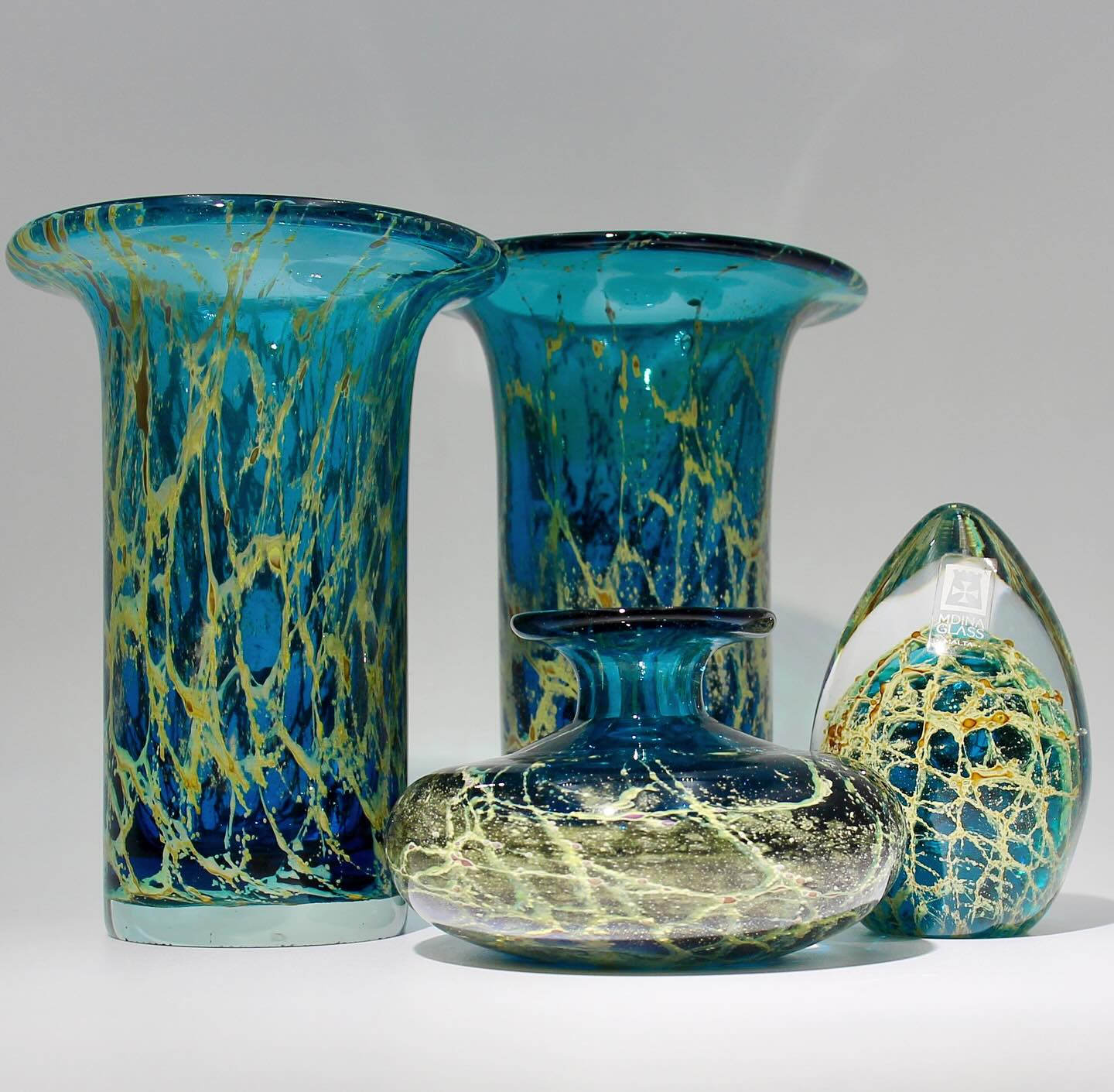 Stunning vintage MDINA Glass of Malta 💙
Handblown “Blue Crizzle” pattern introduced in the late 1970’s.
SOLD -Paperweight and taller vase