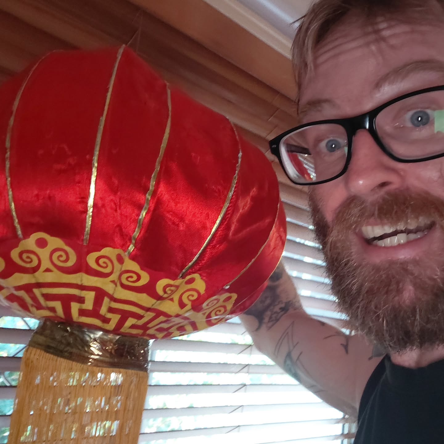 What a day!
Seen this awesome lantern on the side of the road and pulled over in peak hour traffic to grab it!
"Why not" I asked myself...
Later, I came across this magical cow/horse letter box!
Stay tuned for more adventures of Brendo ;)