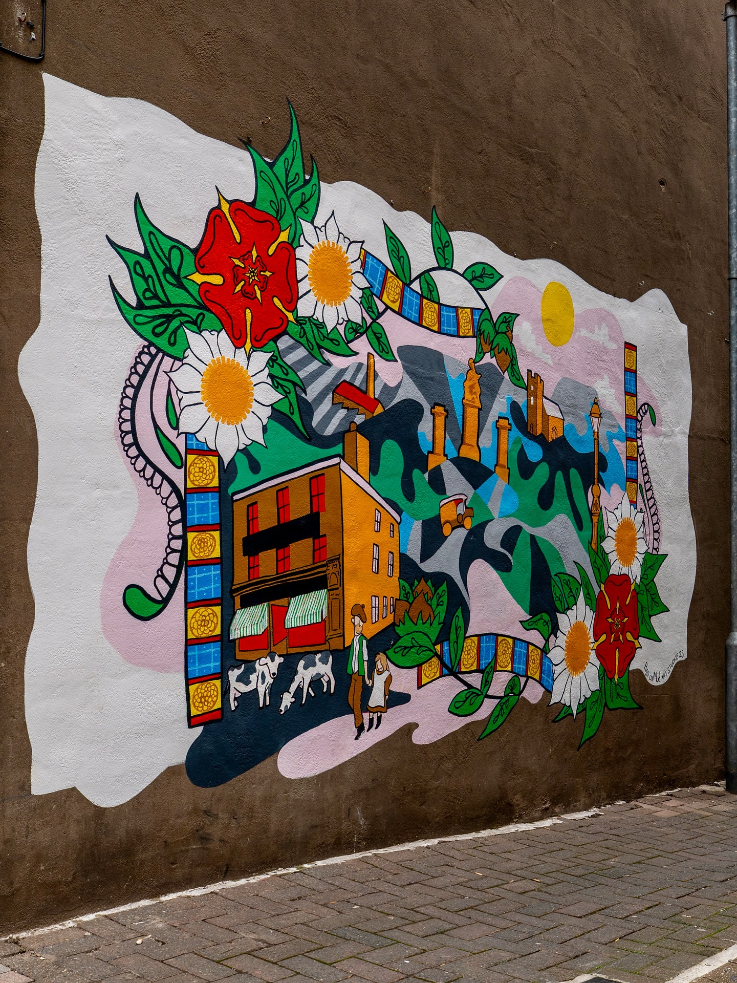 Ninja Coffee / Halo - HASLINGDEN
One of our easier routes. Nice gentle wander down Deardengate and along Blackburn Road before an easy climb up Clough End Road before taking the right turn on the trail to the Halo. Then head back down into town for a brew at @ninjacoffeecompany 👍✨
You will see:
- The shops on Deardengate
- The new mural by @pigsinmudartstudios
- The old industrial past of Haslingden
- The Halo Panopticon
- You might even see some wildlife!
- Start and stop at Ninja Coffee in Haslingden - grab a brew at the end
You will meet:
- Other hikers
- Dog Walkers
- MTBers
Any hazards to look out for?
- Slip and Trip hazards. The usual stuff.
- Careful if you need to cross the road… there’s a could of blind bends.
Anything I missed? Ask questions in the comments. 👍✨📸