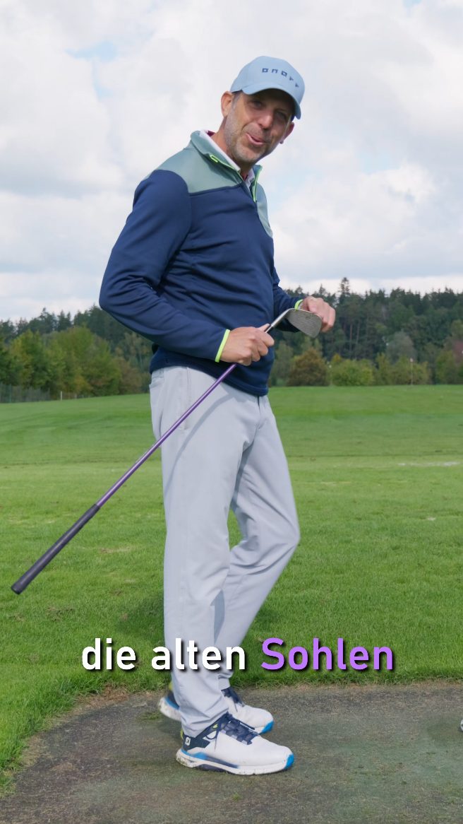 Vintage-7er im Schnellcheck: viel Charakter, wenig Verzeihung. Streuung inklusive. 😅⛳️
#zgolf #golfswing #golfgear