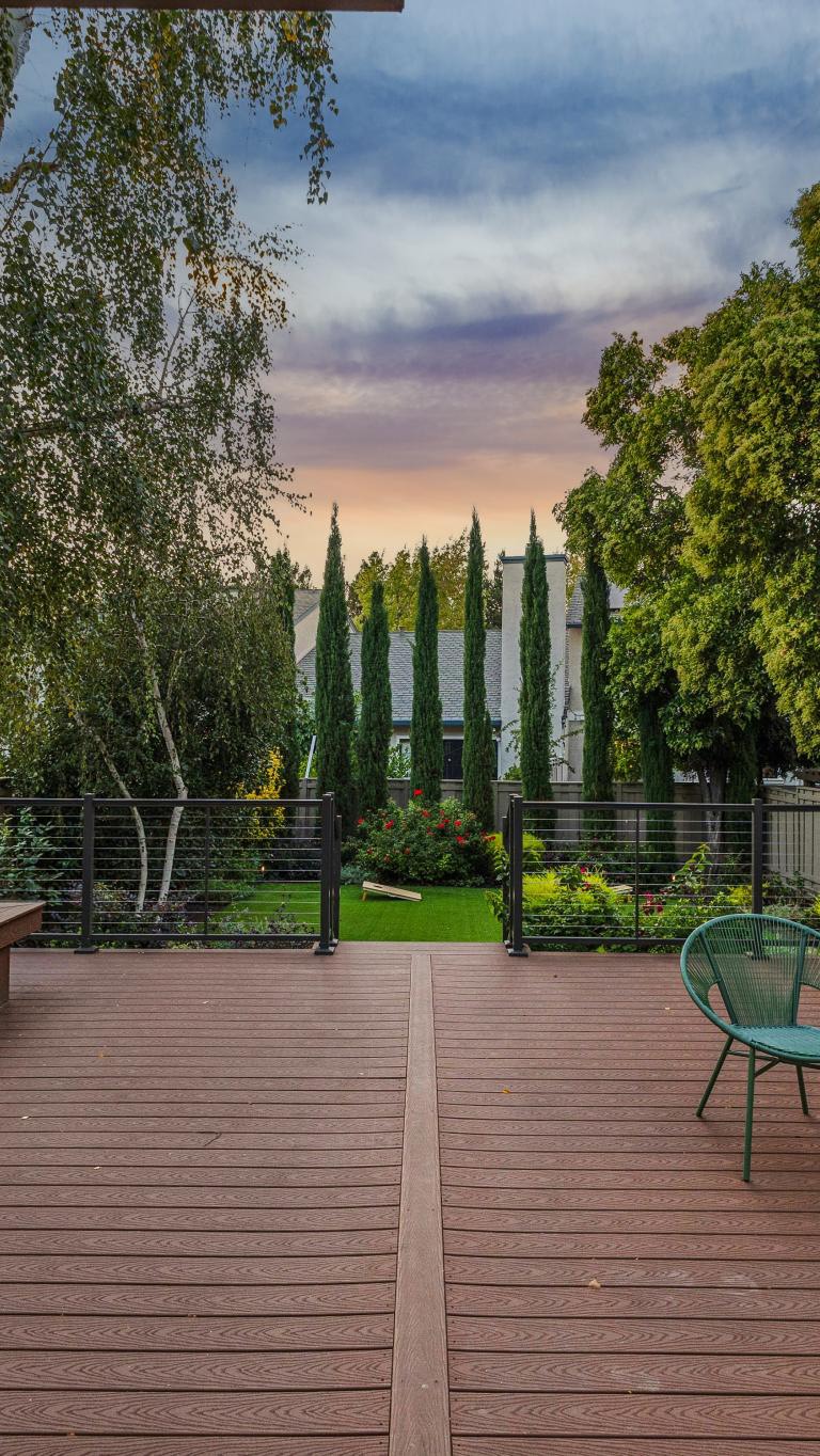 JUST LISTED! A Serene Escape in Walnut Creek! The yard of this townhome is truly a show stopper! Located in the coveted Village neighborhood of Walnut Creek this home is beautifully updated and has soaring ceilings, abundant natural light, and refreshed finishes - it strikes the perfect balance of indoor comfort and outdoor living. Come and check it out!
🏡Open House/Broker’s Tour
Tuesday 10/7 11-2
🏡Open House
Saturday 10/11 1-4
Sunday 10/12 1-4
See you there! 🤍
1839 Stratton Circle
Walnut Creek
List Price $948,000
2 Bedrooms | 2.5 Bathrooms
1726 ± SF Interior
2 Car Attached Garage
1839Stratton.com
Link in bio
Staging @sucasaand.co
Photography @openhomesphotography
Mona Rizzardi
Christie’s International Real Estate Sereno
Top 1.5% of realtors nationwide
Mona@monarizzardihomes.com
Monarizzardihomes.com
(415) 672-1020
DRE 01968834
#justlisted #sereneescape #strattoncircle #thevillageofwalnutcreek #realestatepartner #Interiordecorator #dooropener #dealcloser #Sereno #Christiesrealestate #christiesrealestatesereno #eastbayrealestate #walnutcreekrealtor #walnutcreekrealestate #pleasanthillrealtor #lafayetterealtor #alamorealtor #concordrealtor #claytonrealtor #danvillerealtor #monarizzardihomes #top1.5% #realtrends